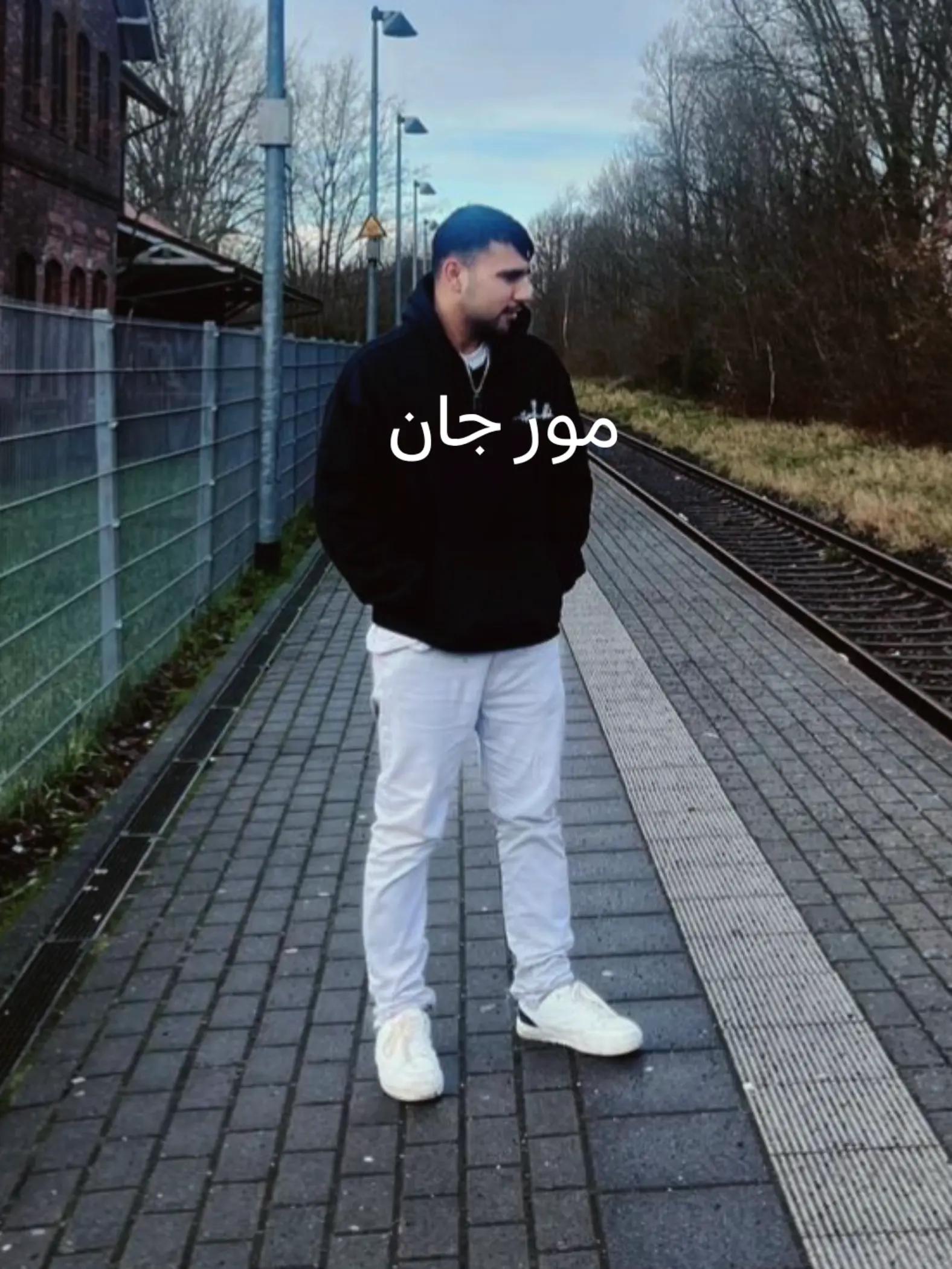 @M