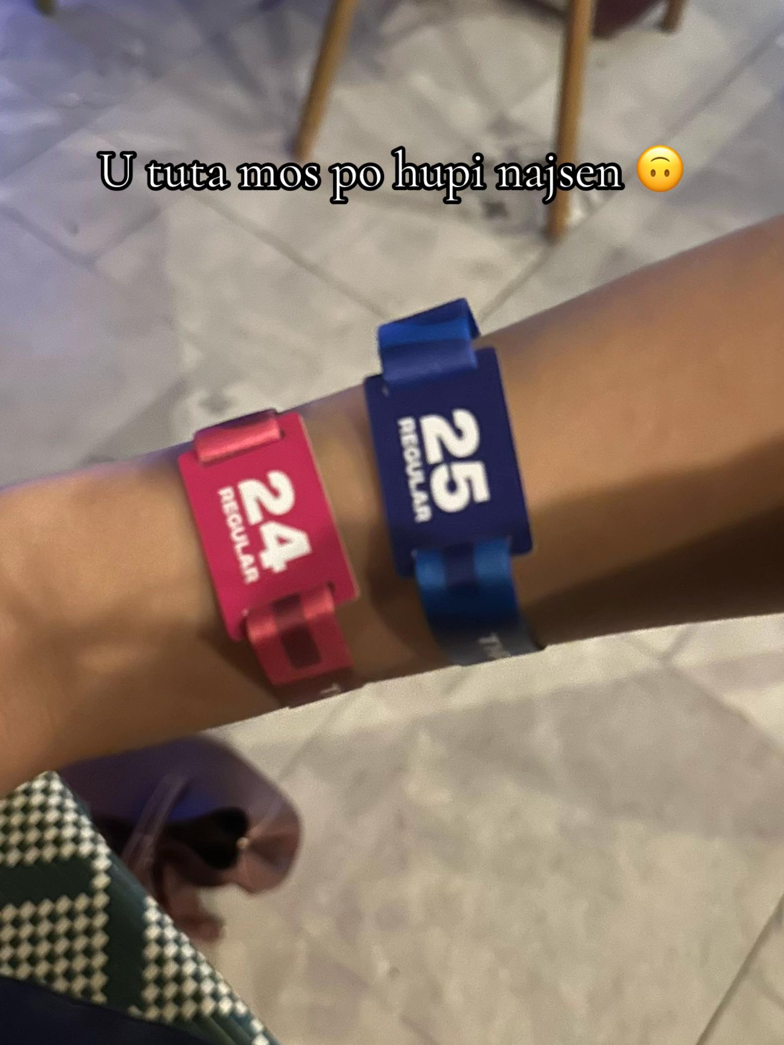 @🦩