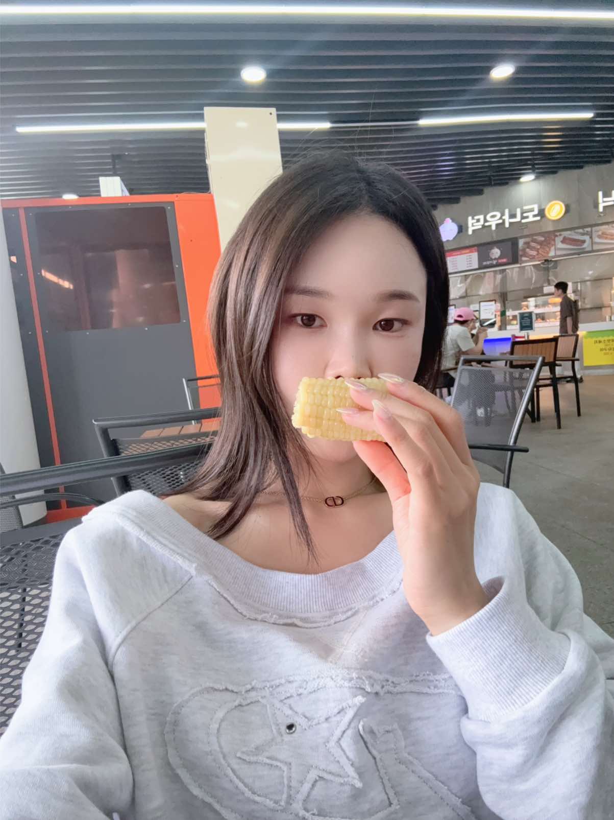 @진이