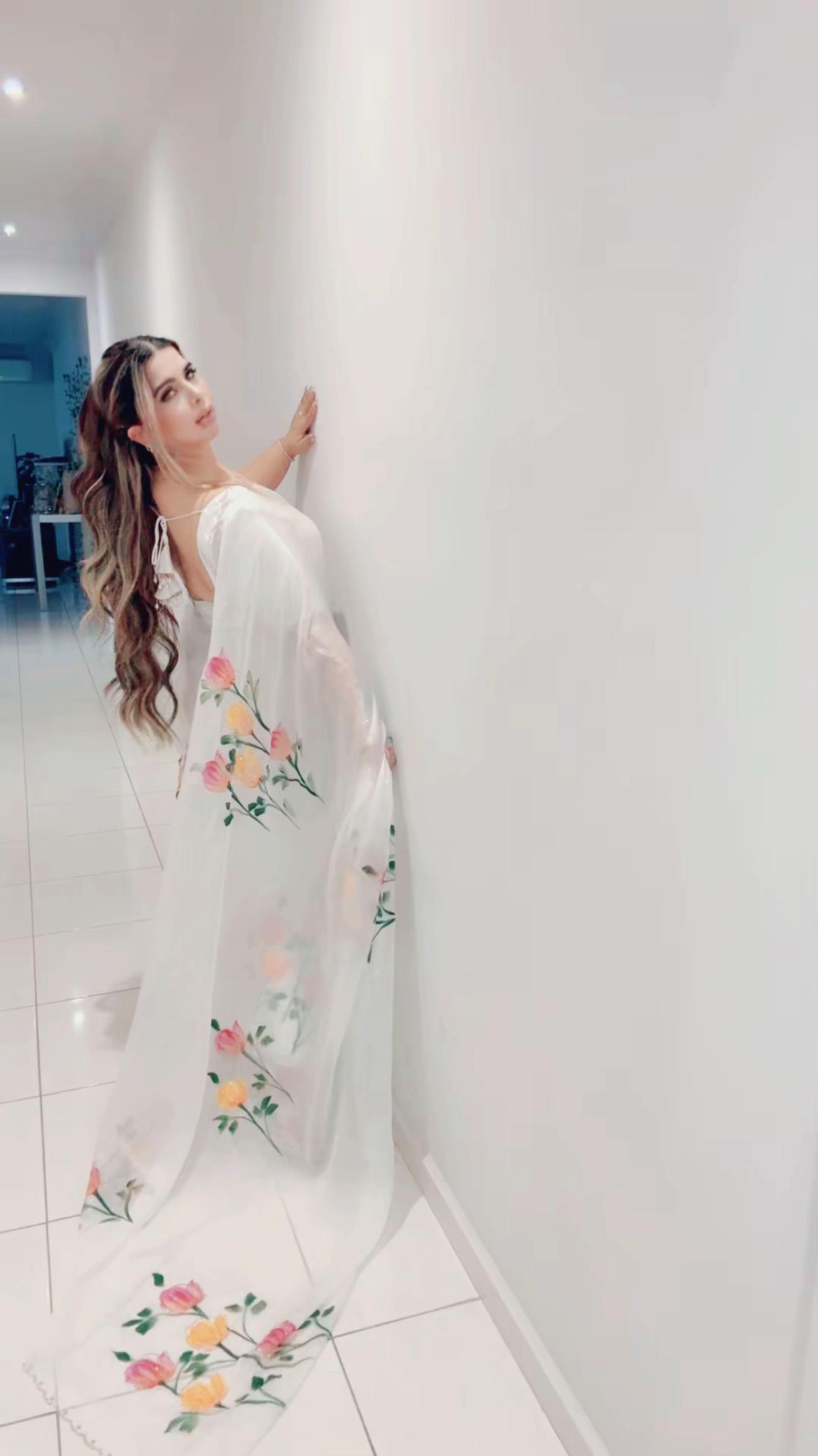 @gulabiqn