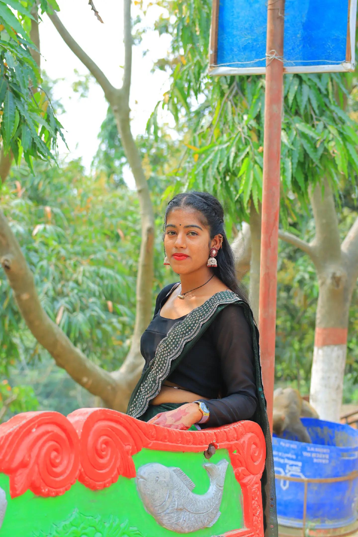 @👑राजकुमारी ࿐Q U E E N &lsquo; 👑🤩
