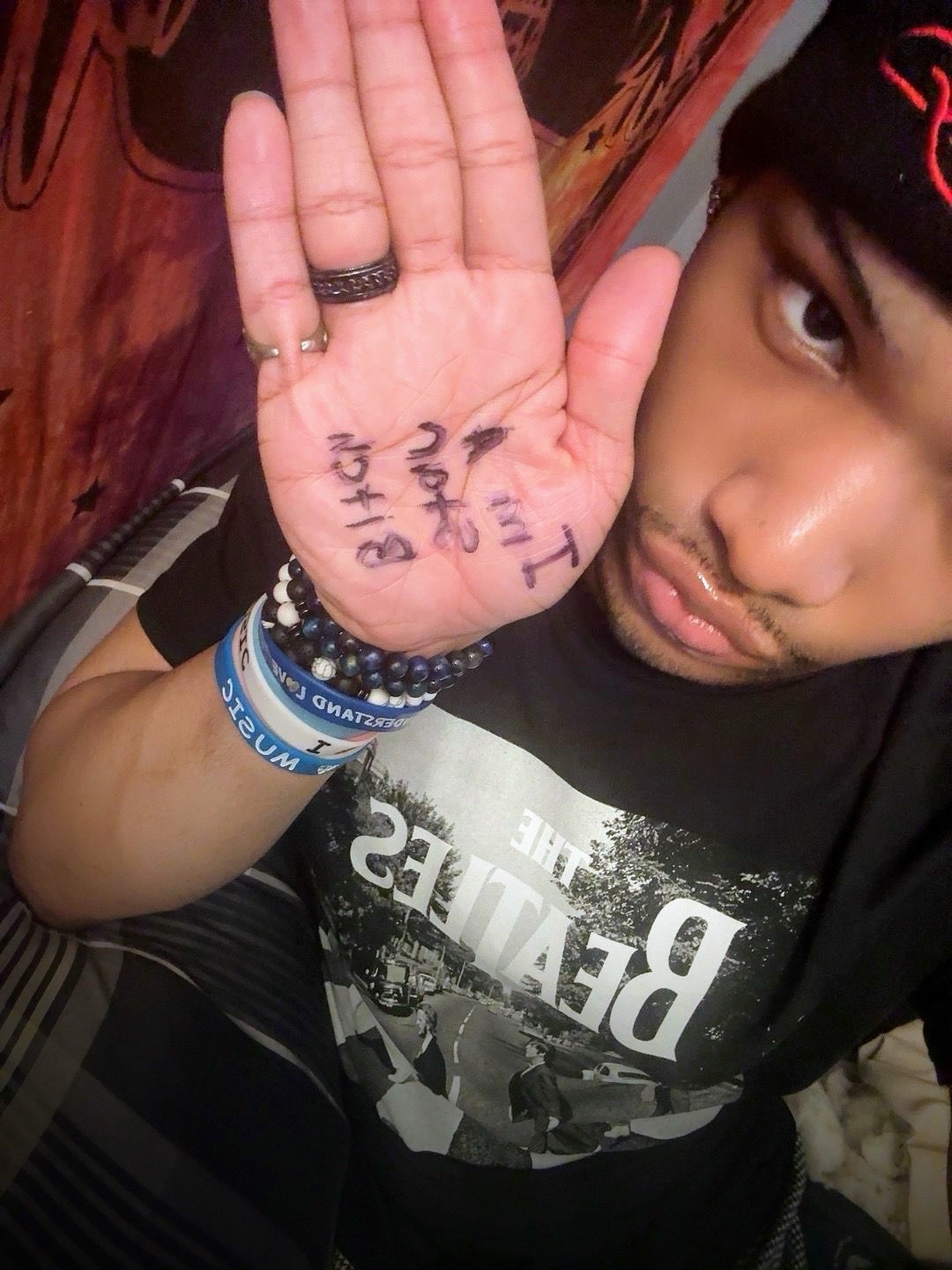 @tr4pv4nity