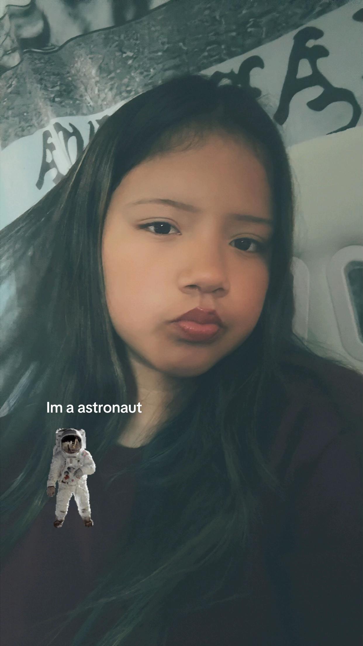 @🐒adie🤍💤🪼!!