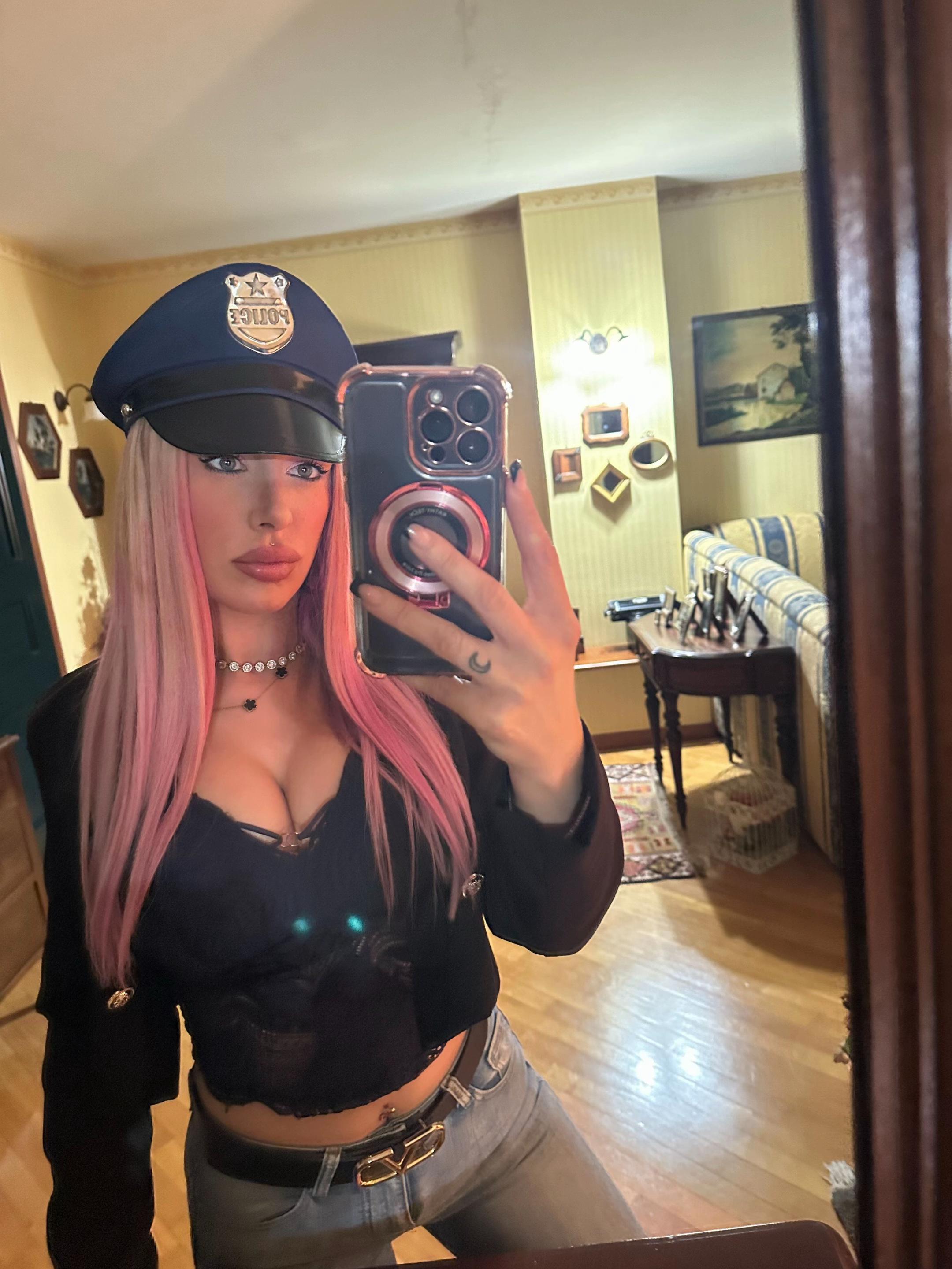 @giorgitapinup