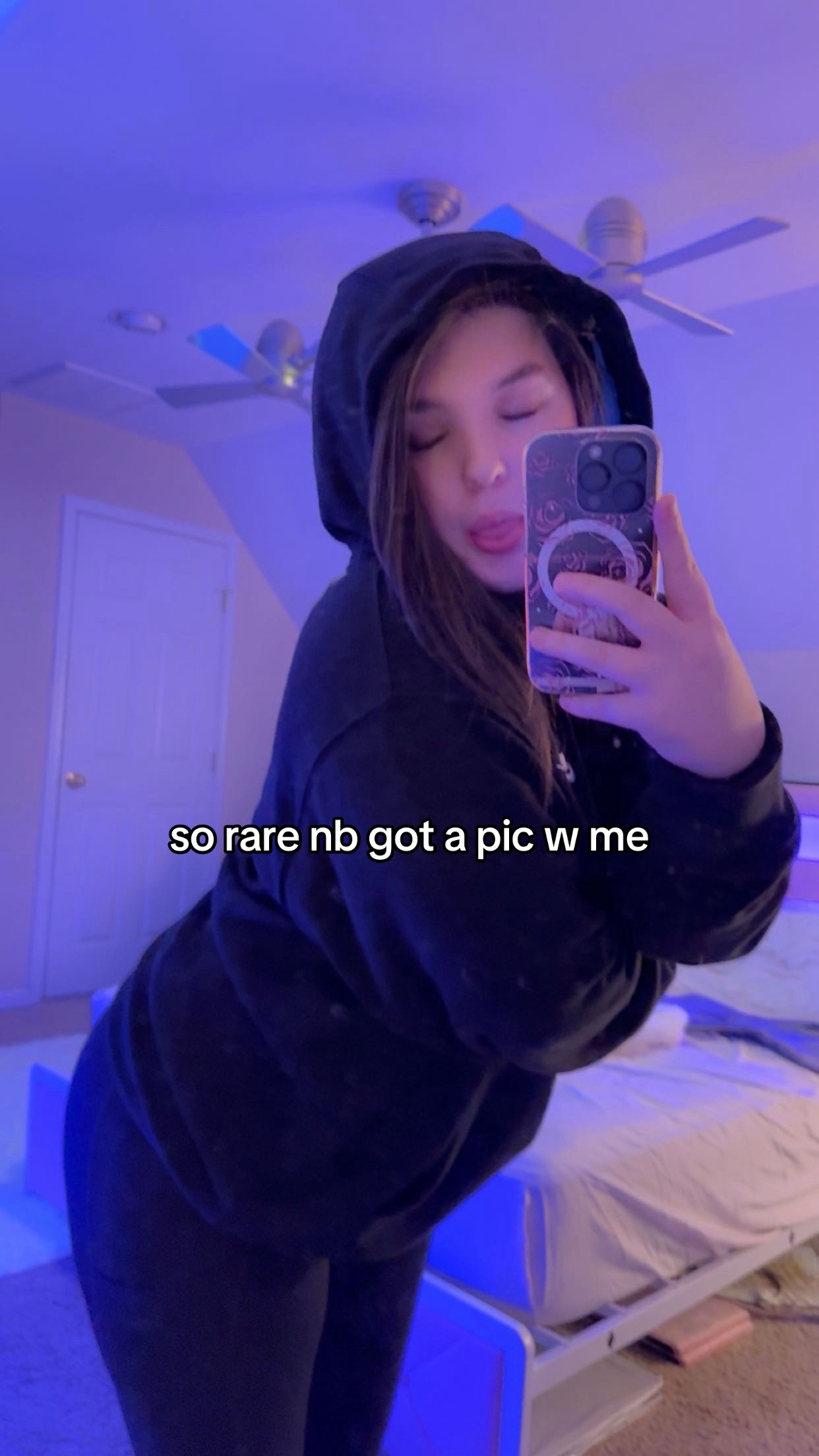 @skye  ༯ ⋆˙⟡