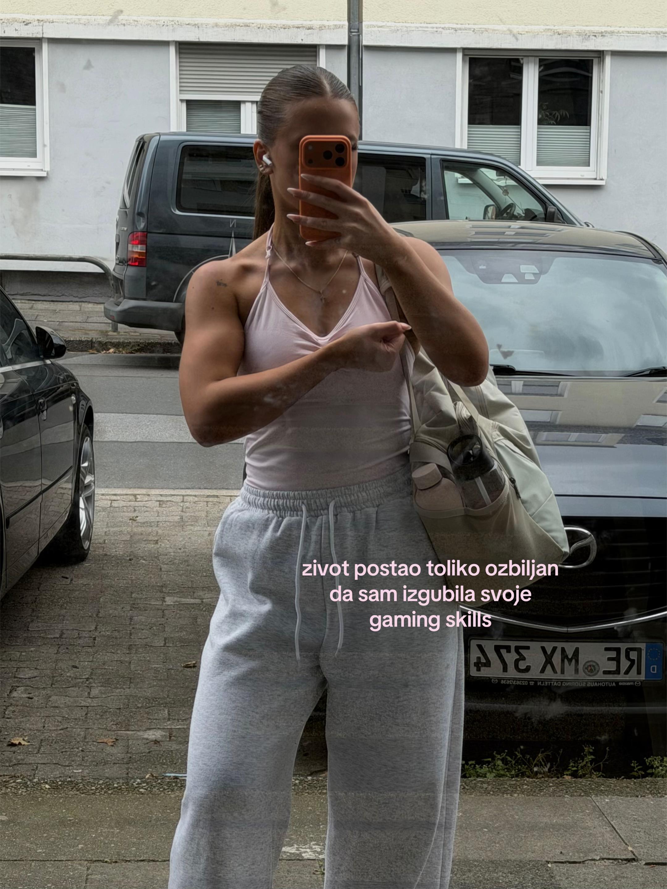 @anastasija