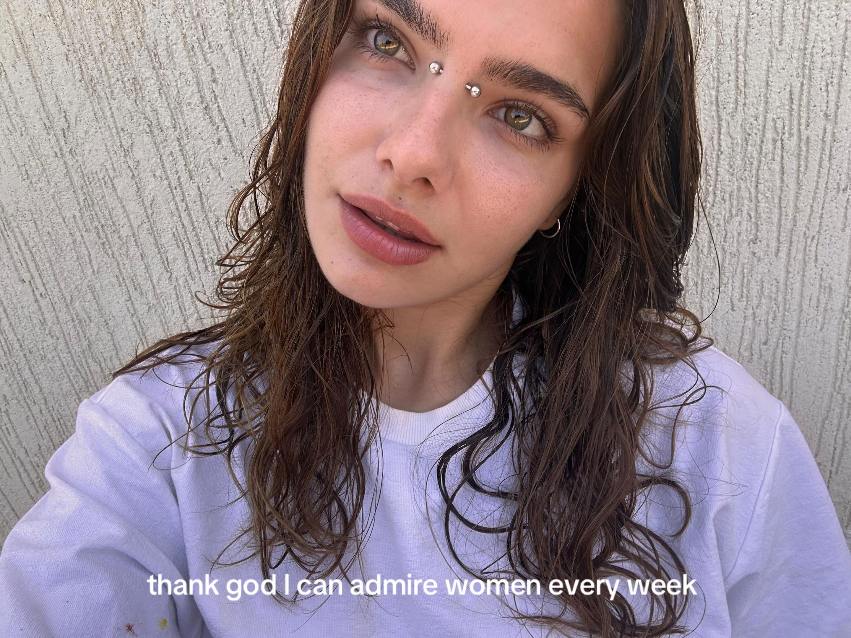 @anny supergirl