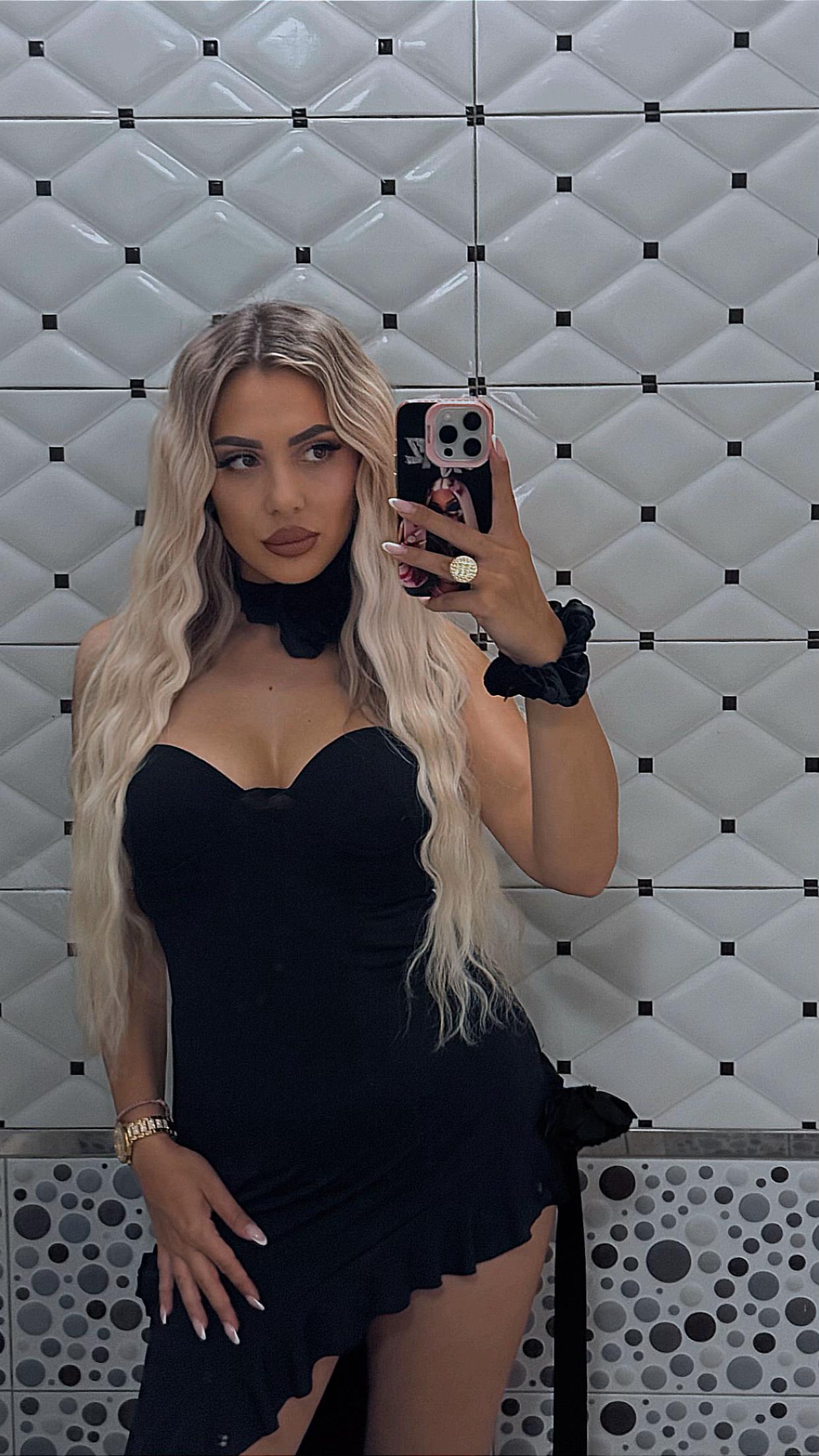 @Mar👑