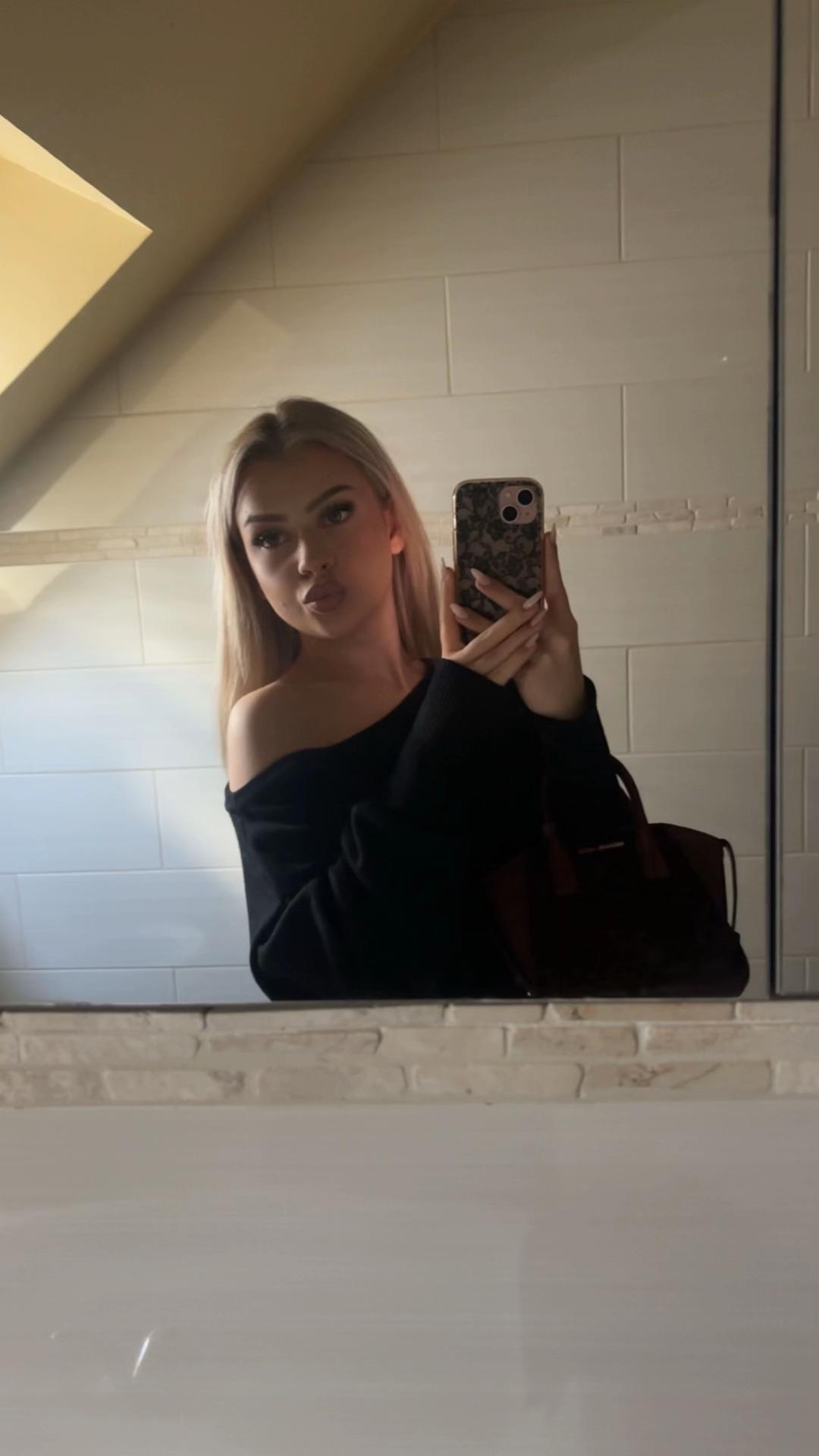 @⚡️