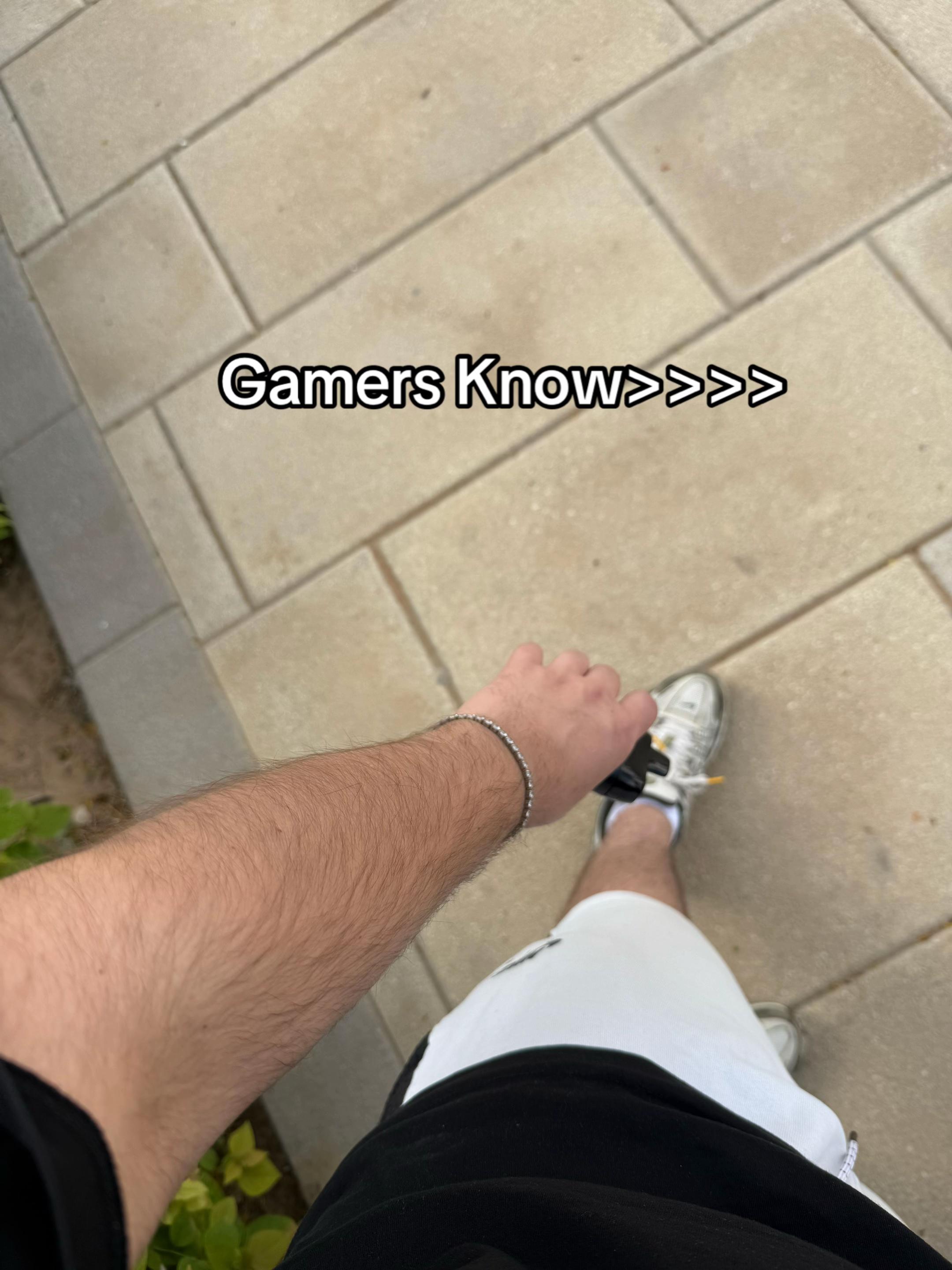 @Sam🤩
