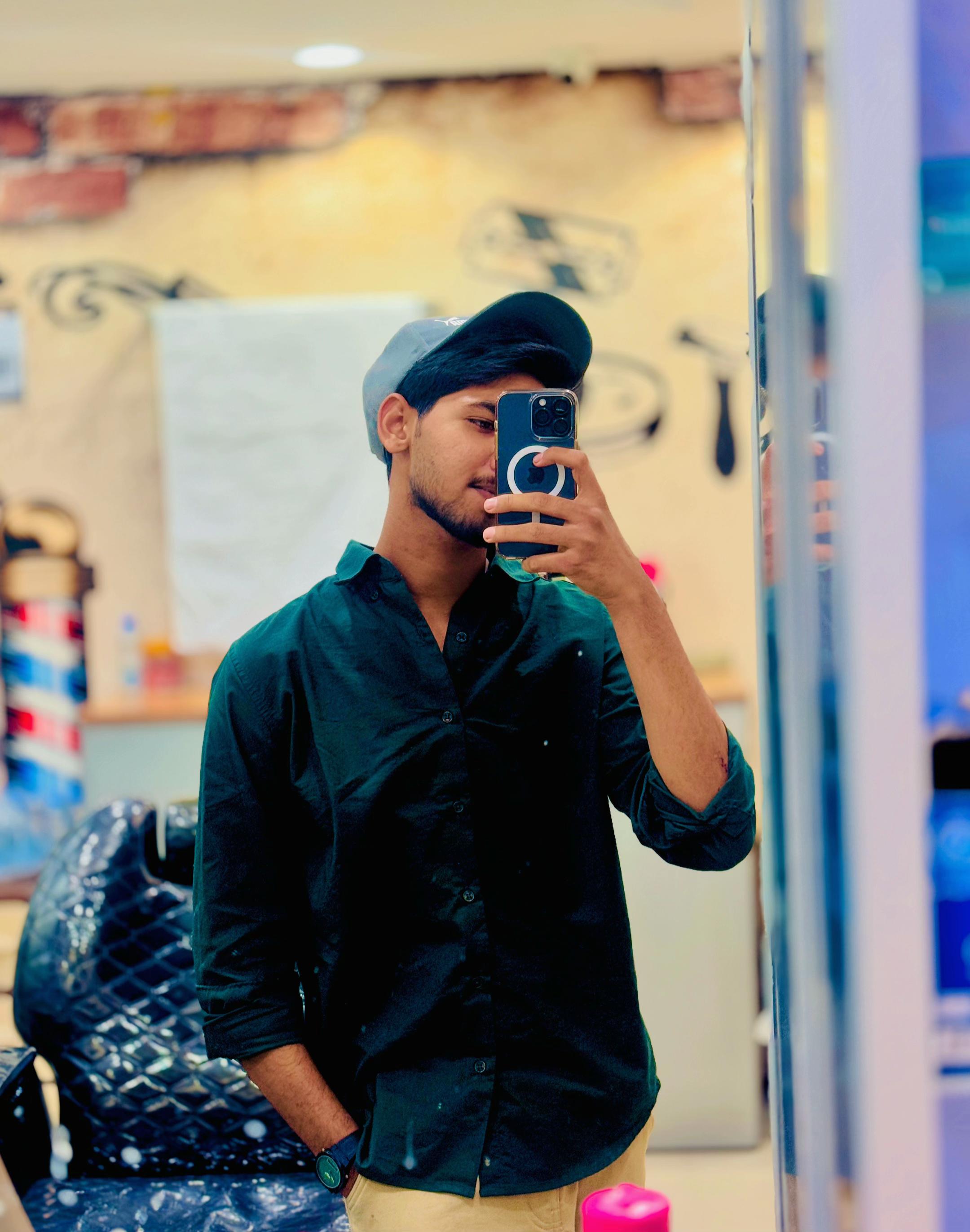@🦅AKASH 🕊️