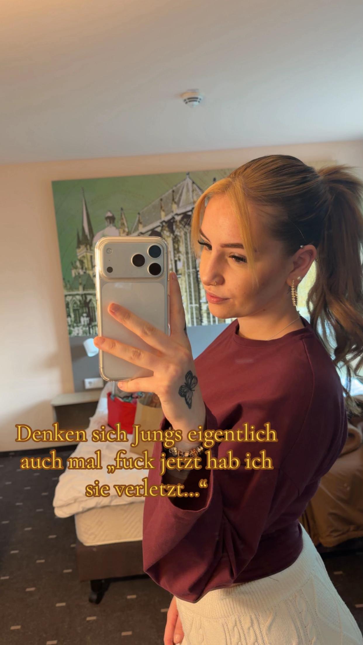 @𝐅𝐚𝐲𝐞