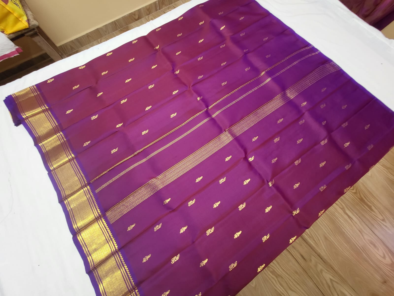 @Arunthadhi Wastrams Weaves