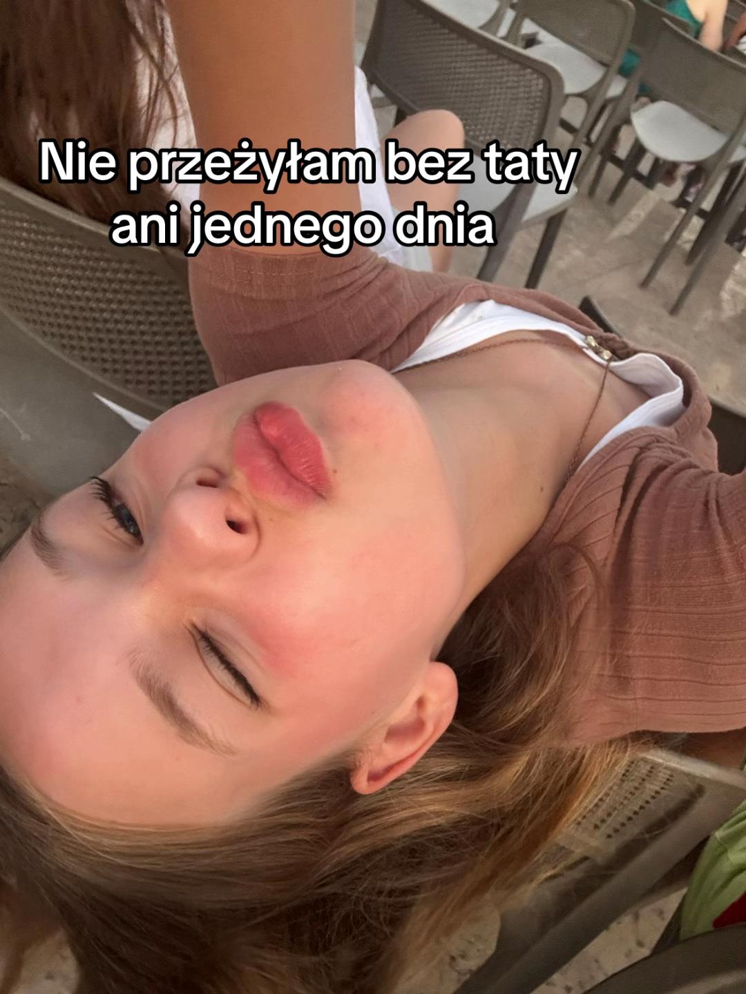 @Wiczka_206