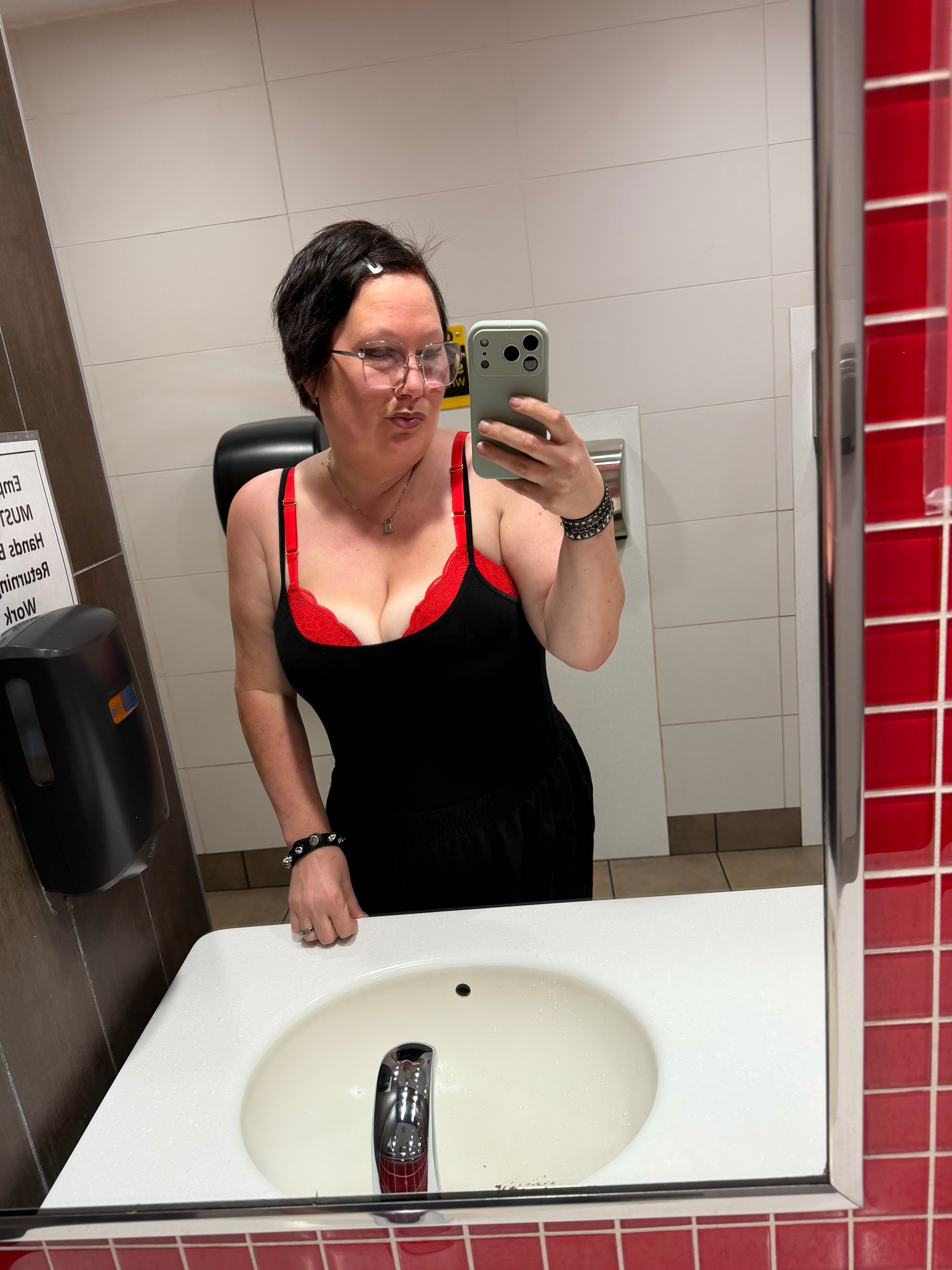@angggiemarie