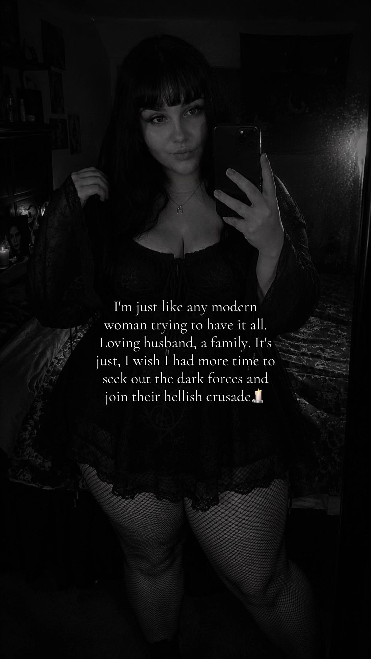 @₊˚⊹♡ 𝐵𝑟𝑢𝑖𝑠𝑒𝑑 🕷️