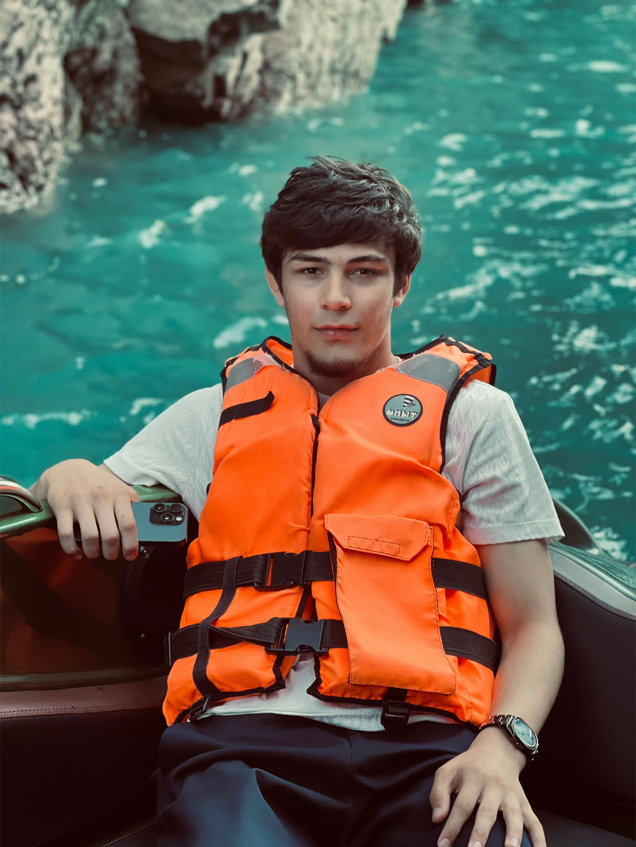 @E L D A R O V