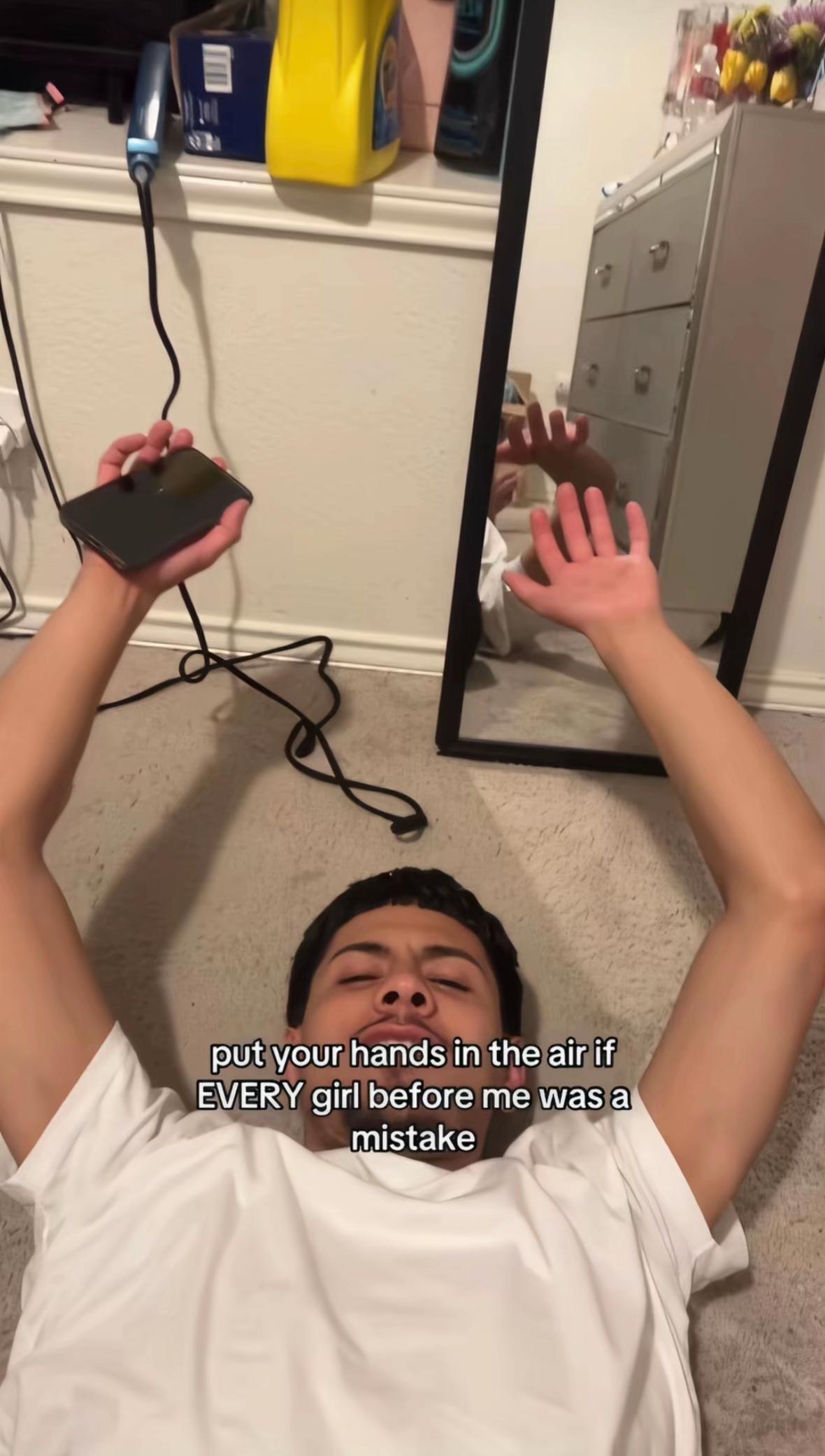 @𝐚𝐢𝐥𝐞𝐞𝐧