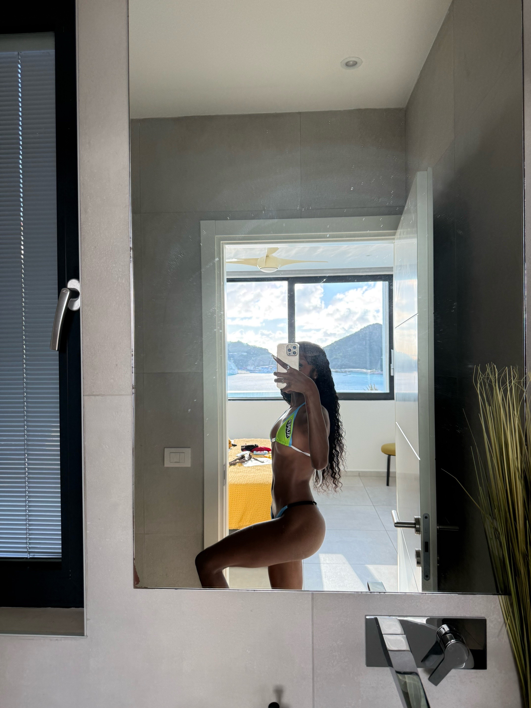 @janiaamonay