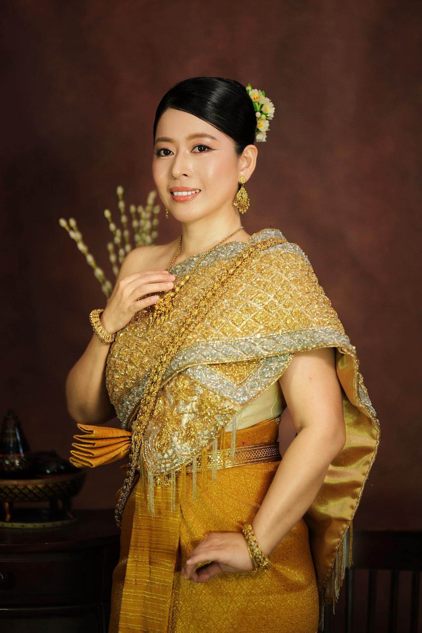 @黄小喂 in 柬埔寨