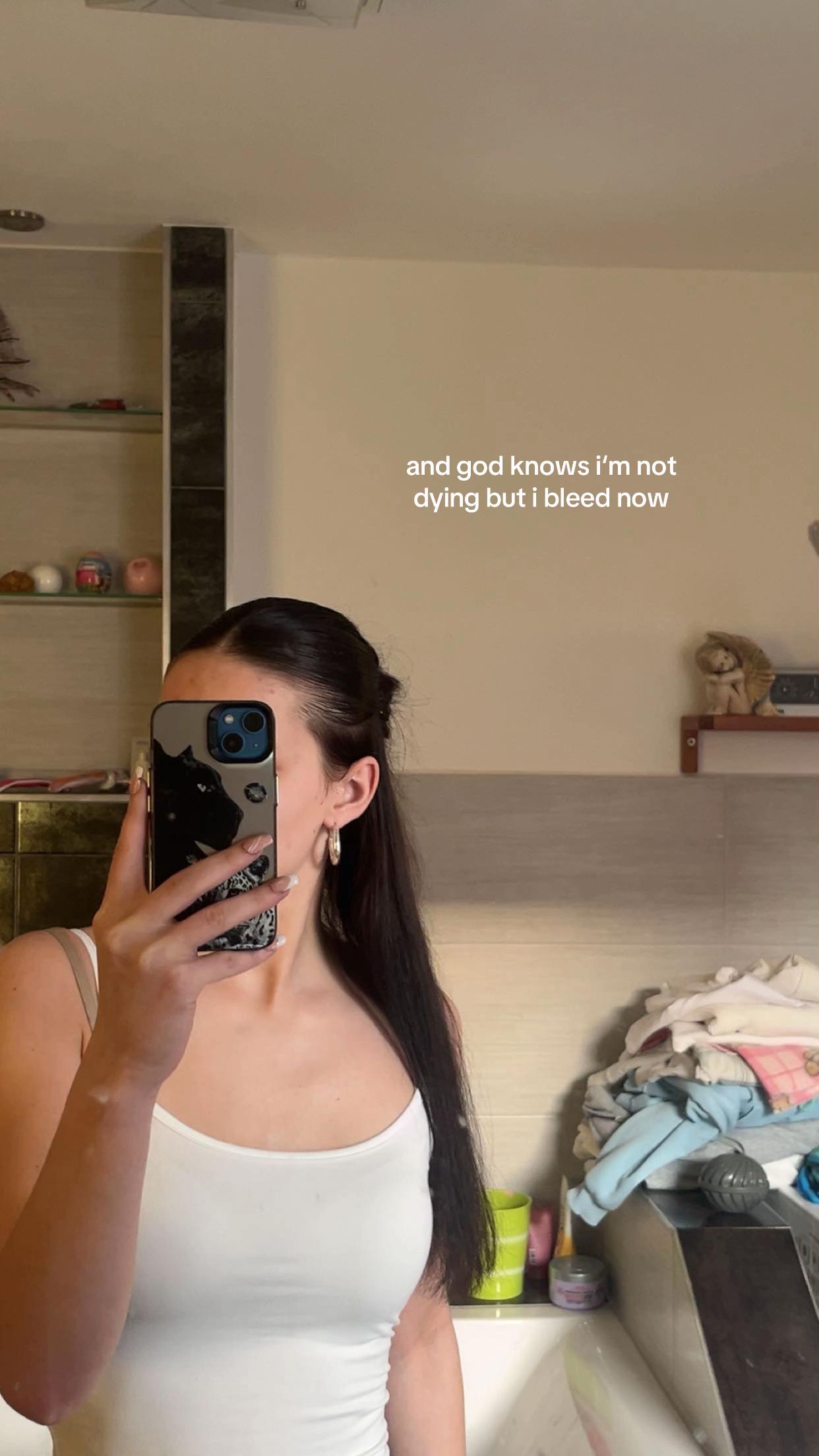 @𝒞