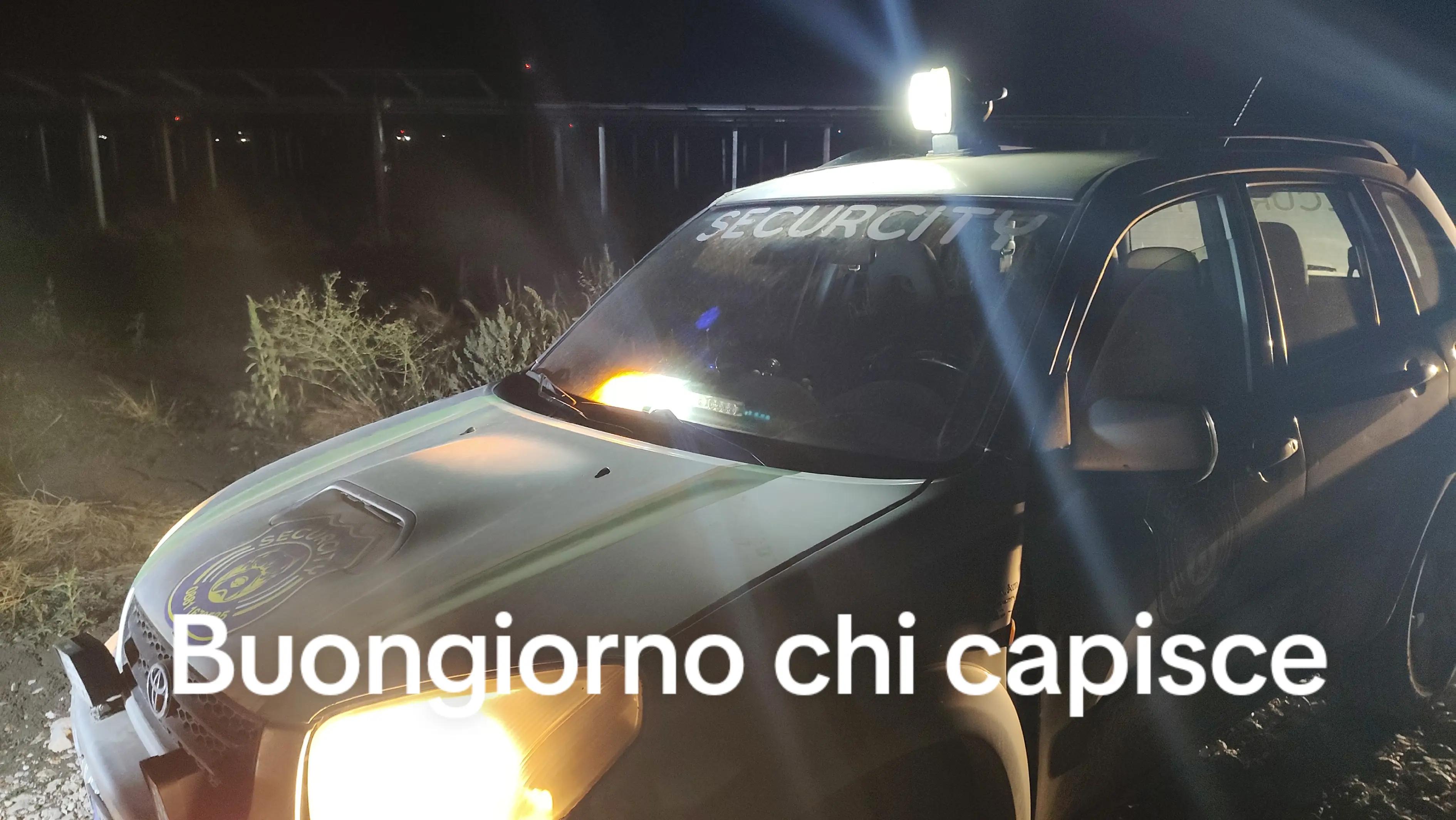 @Giovanni Costolone r
