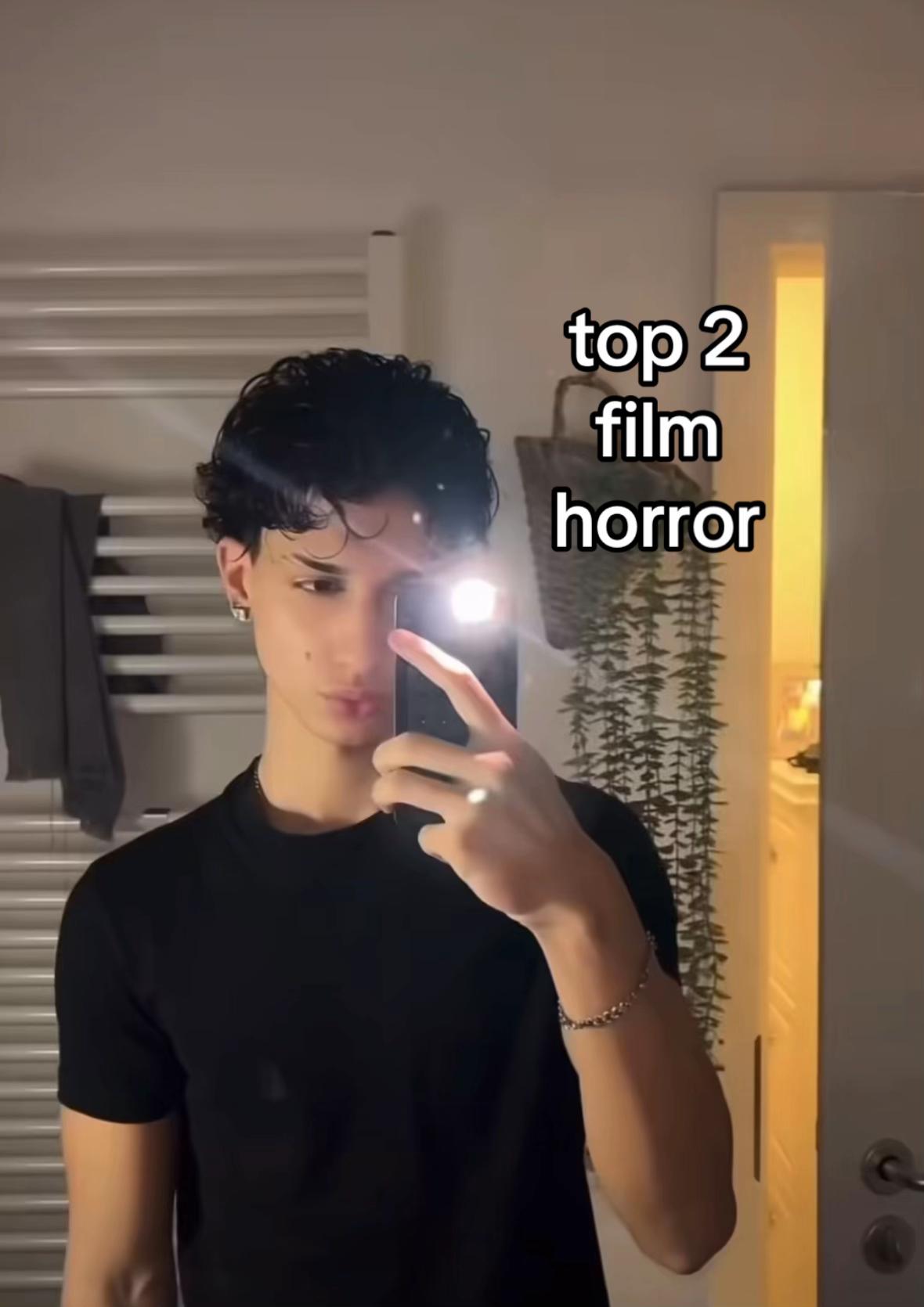 @✟