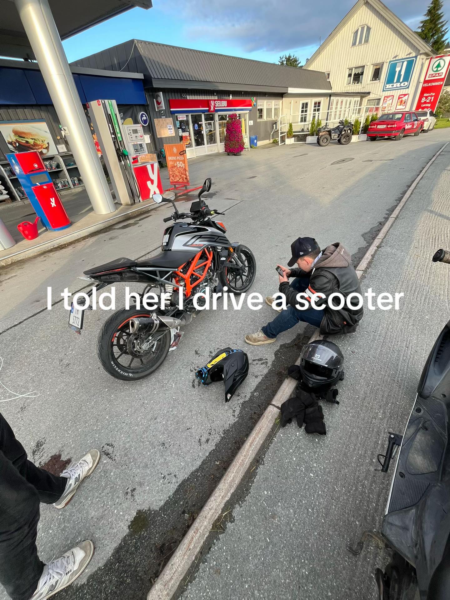 @Oskar✝️ 🛵50cc