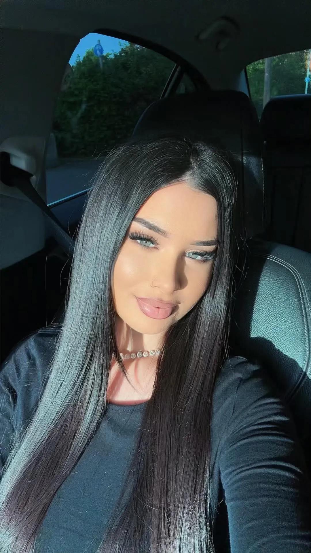 @Cristina Enuta