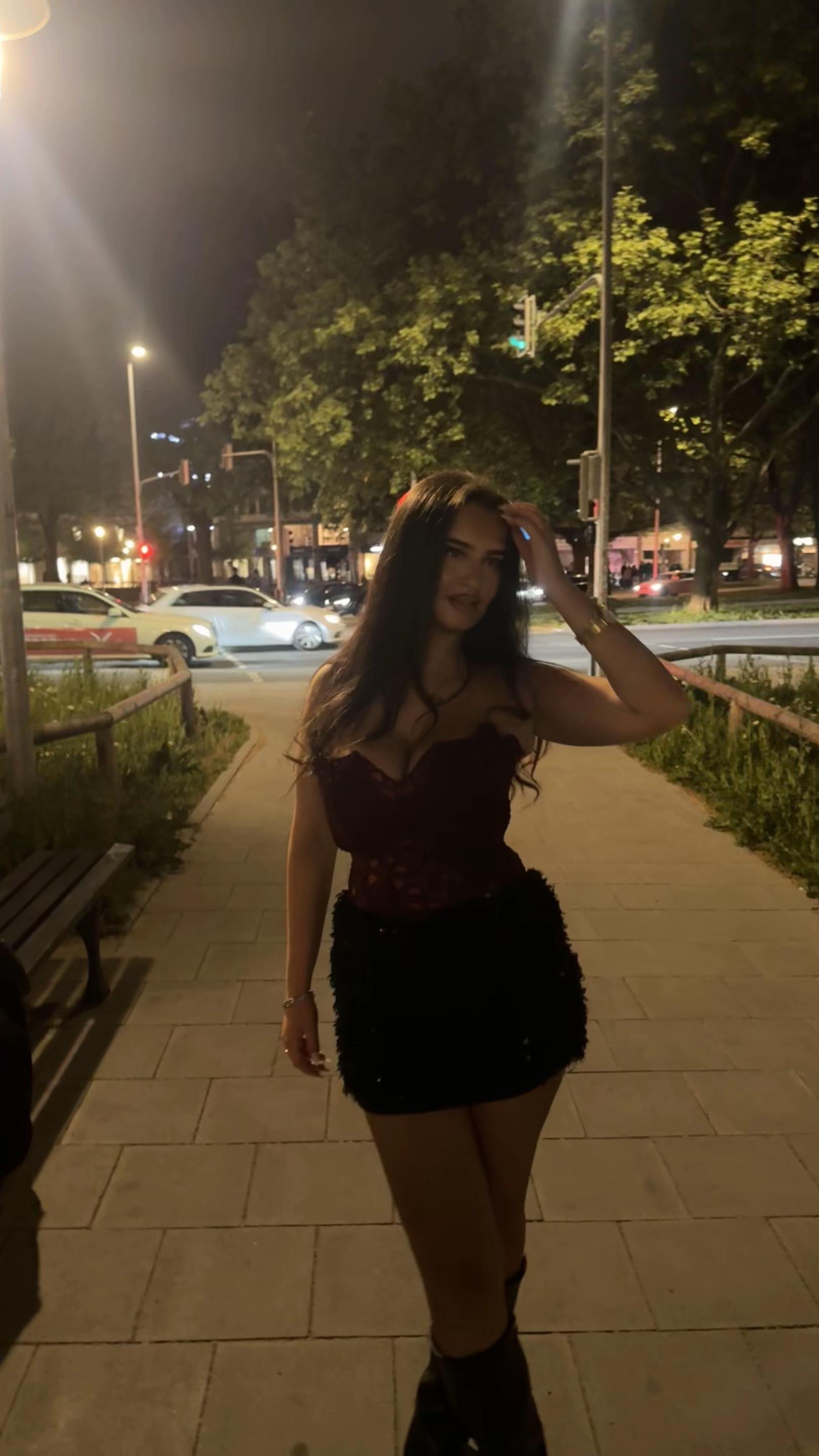 @𝒮