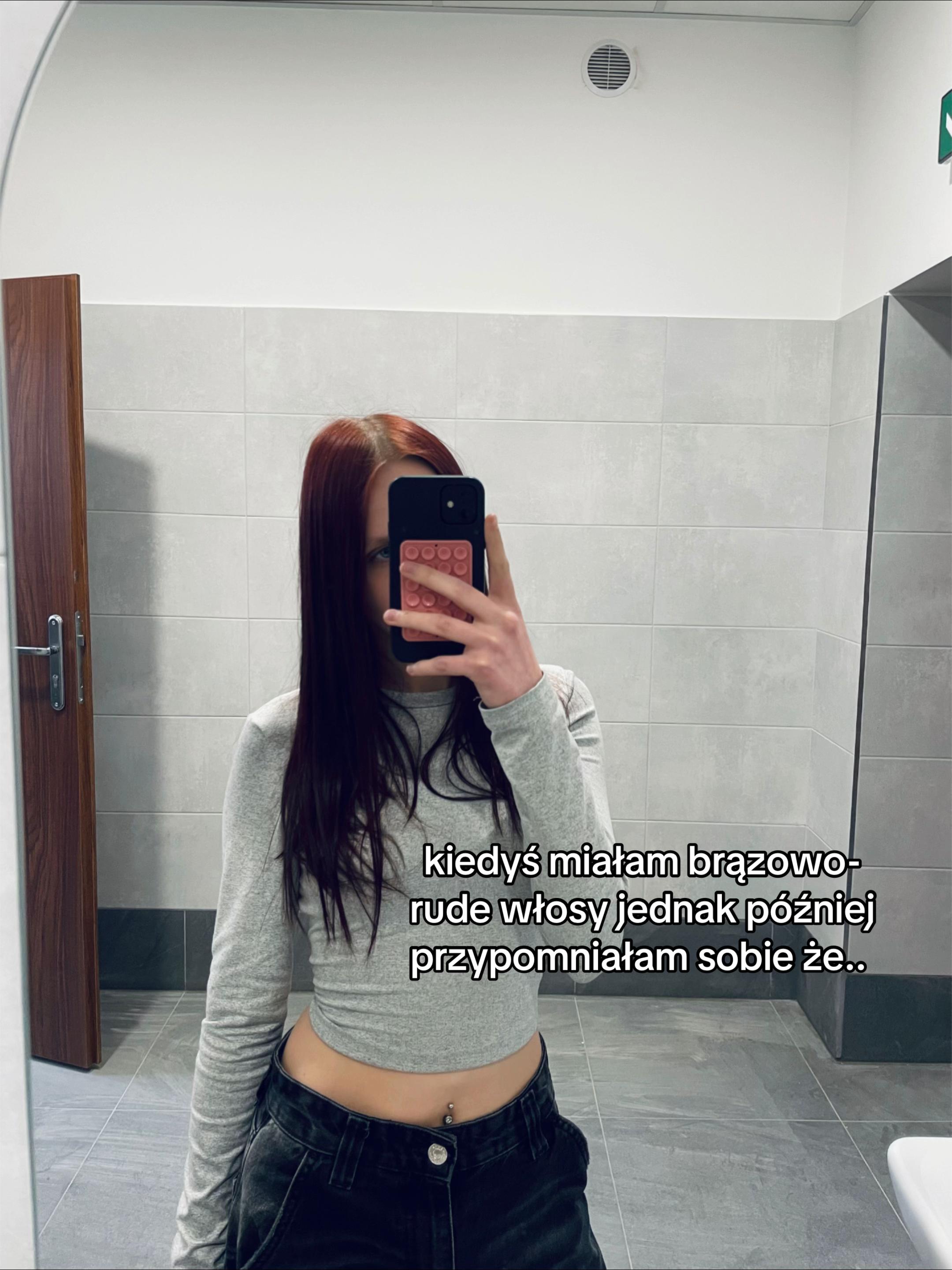 @️ 𝓀𝑜𝒸𝒽𝒶𝓂 𝓀𝑒𝓋𝒾𝓃𝒶💞