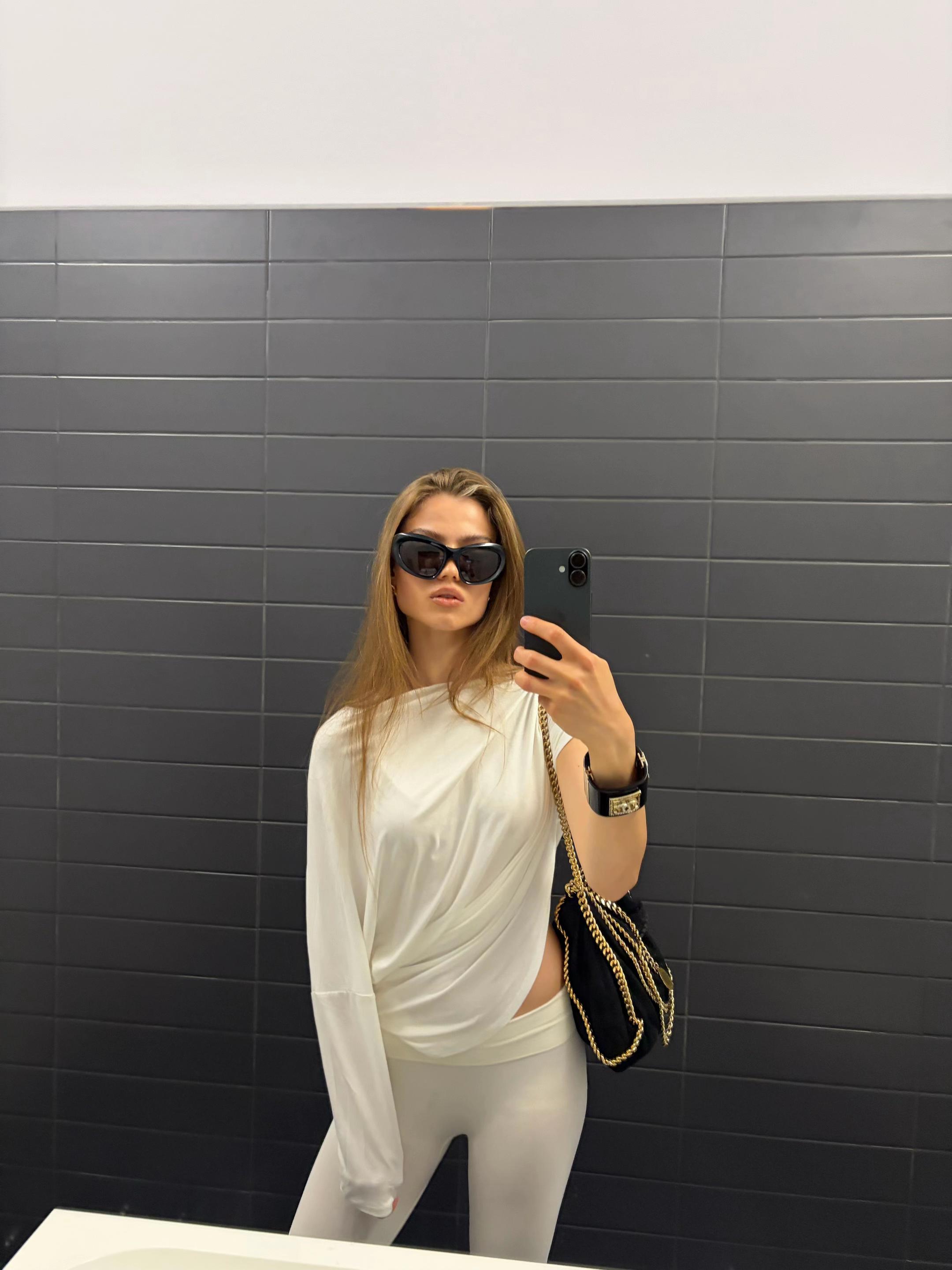 @Bea