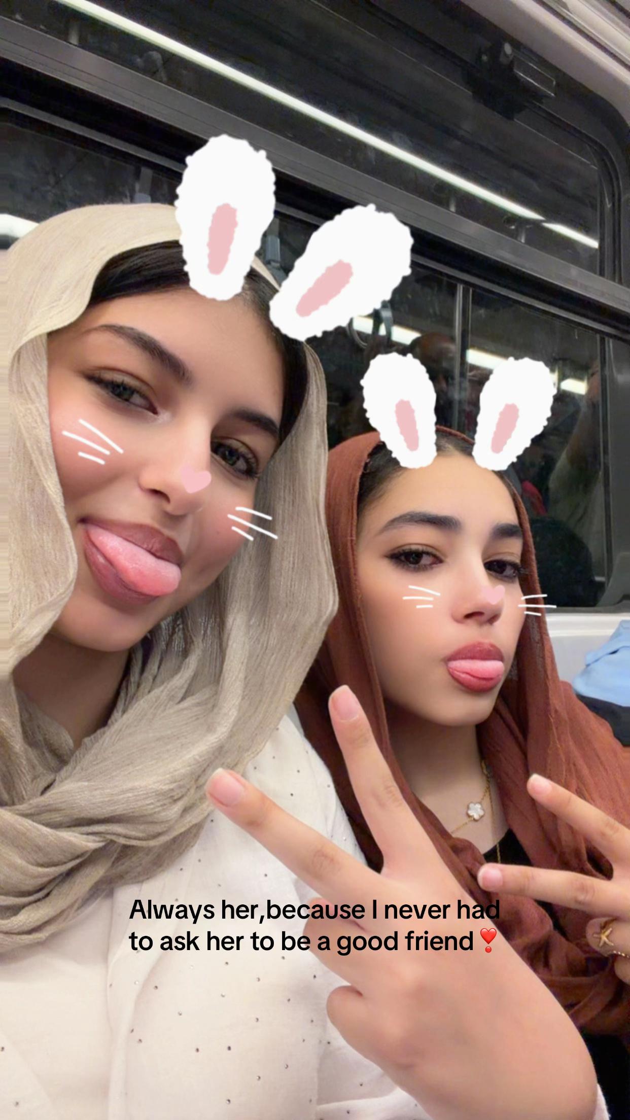 @𝐀