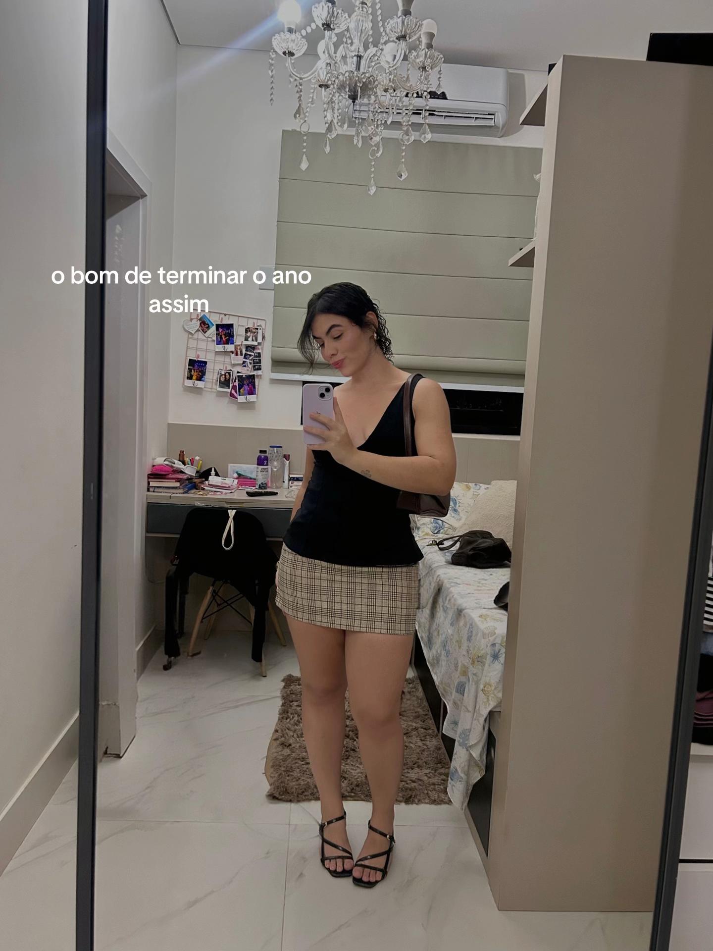 @Lara