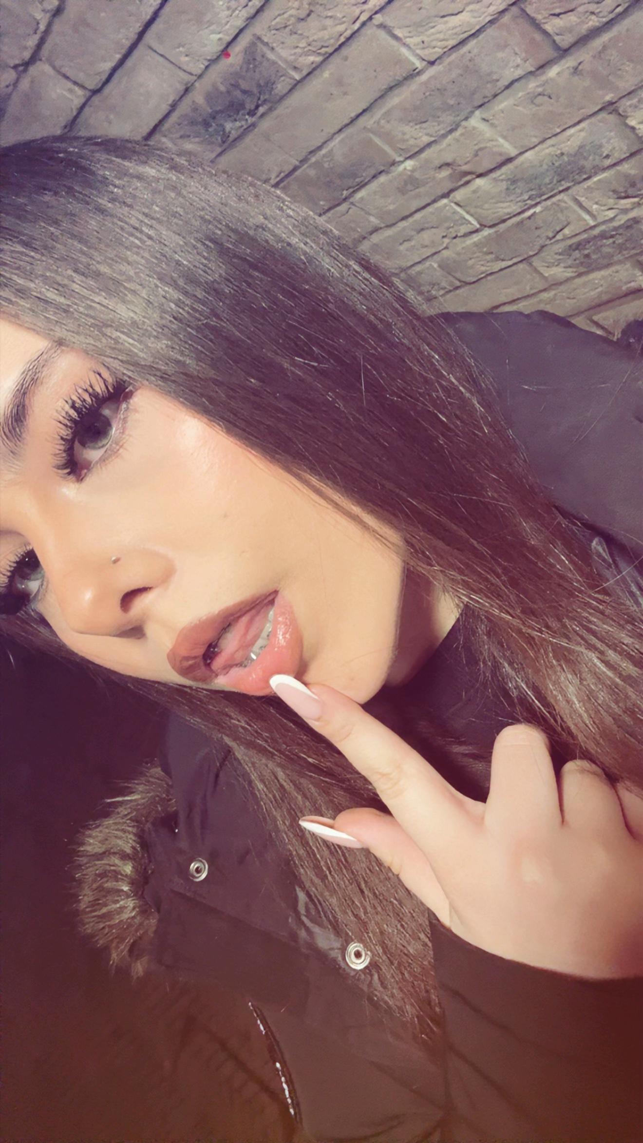 @Alina 🇷🇴