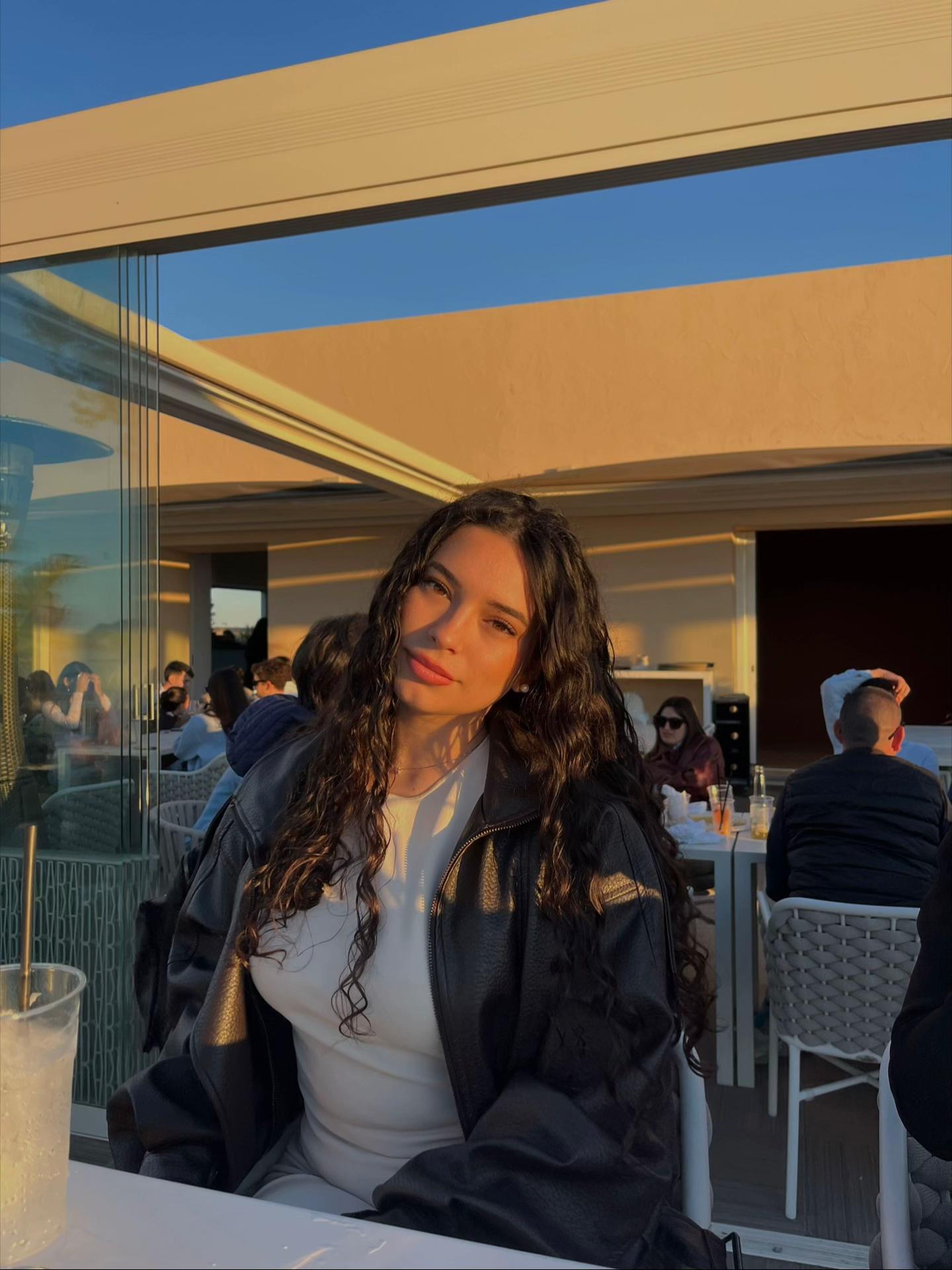 @deni🍒