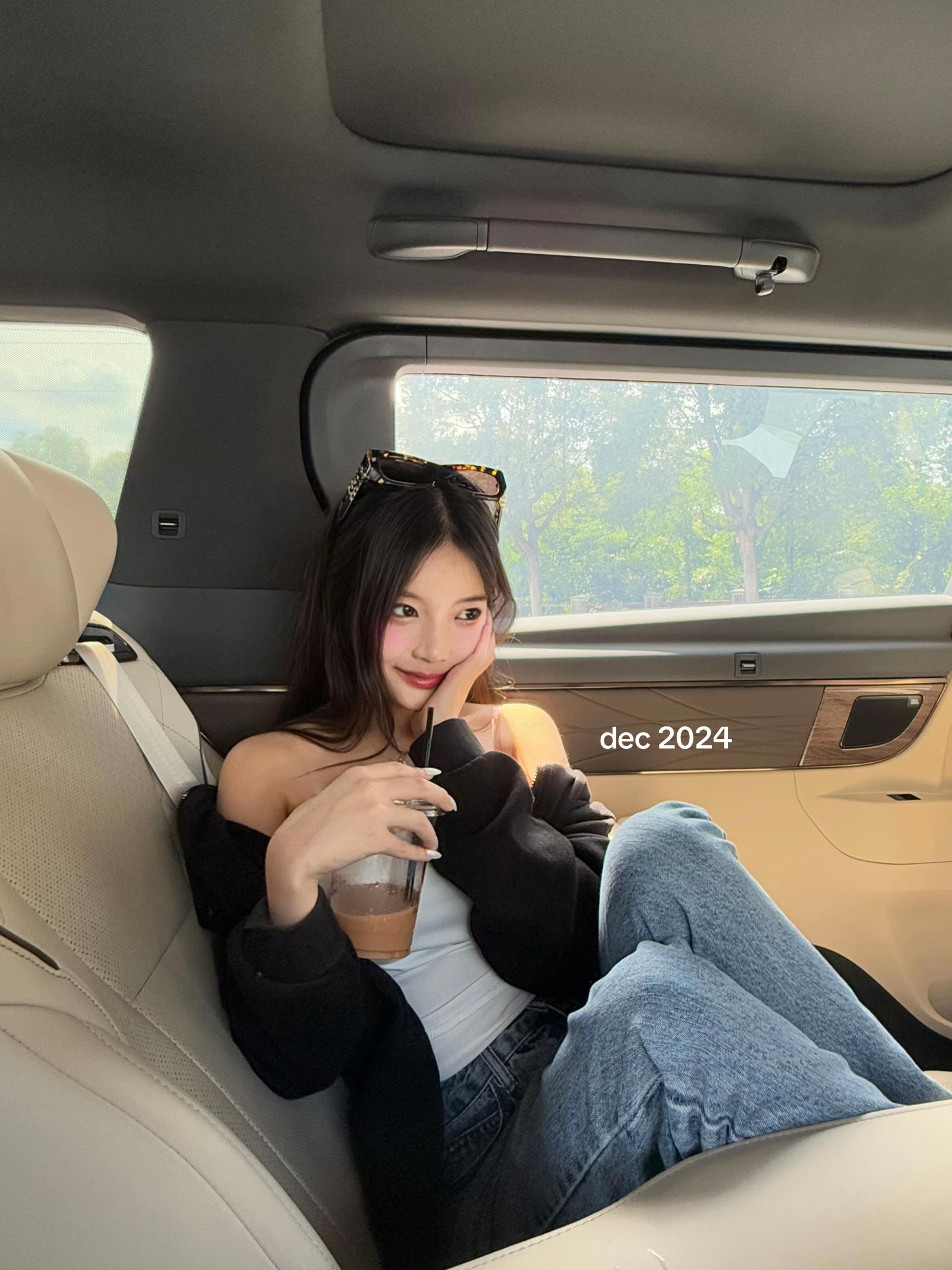 @elly