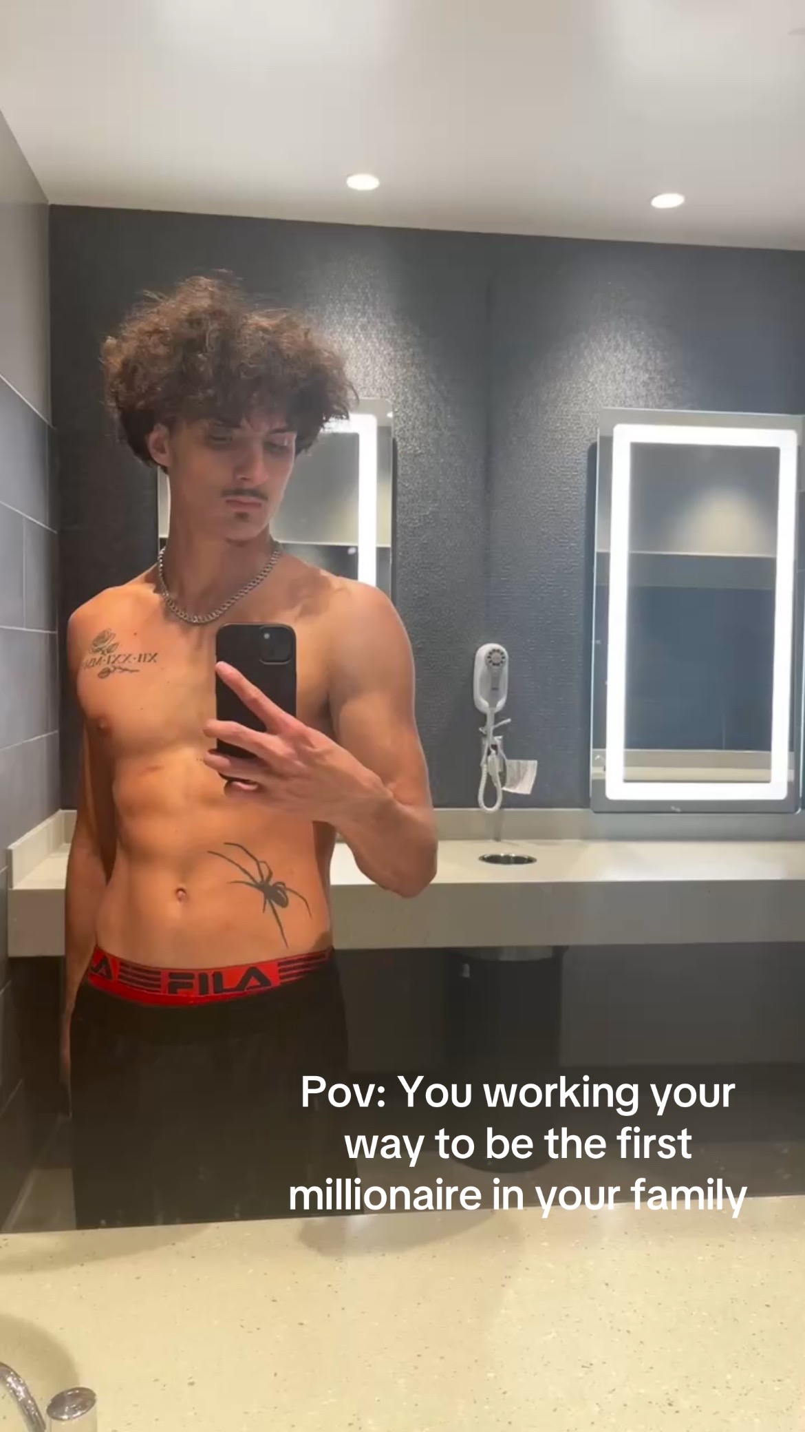 @Zyxlon