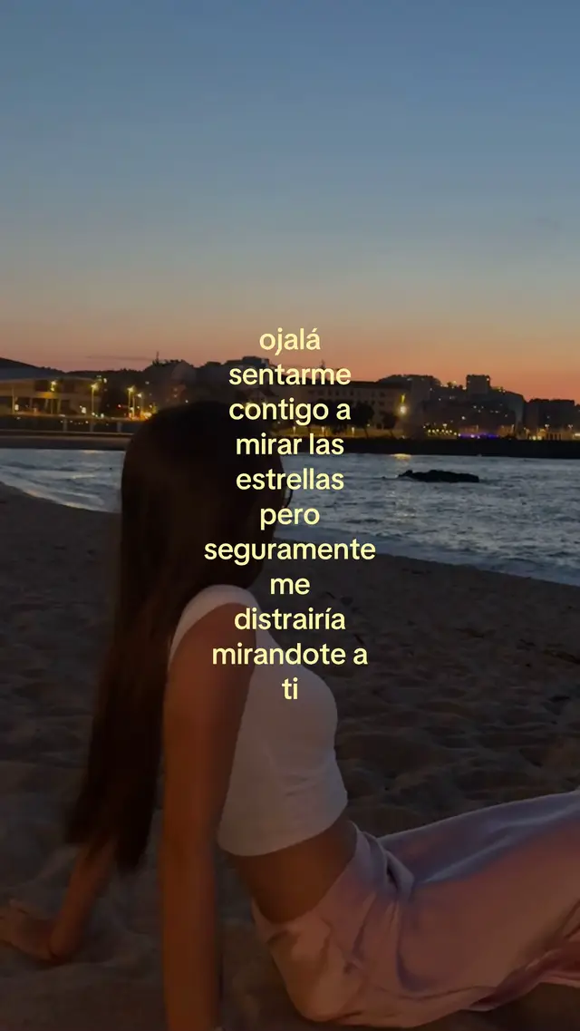 @👩🏾&zwj;❤️&zwj;👩🏻