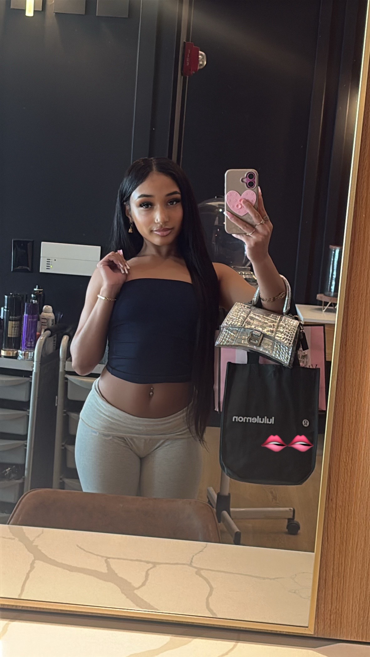 @mani ✨