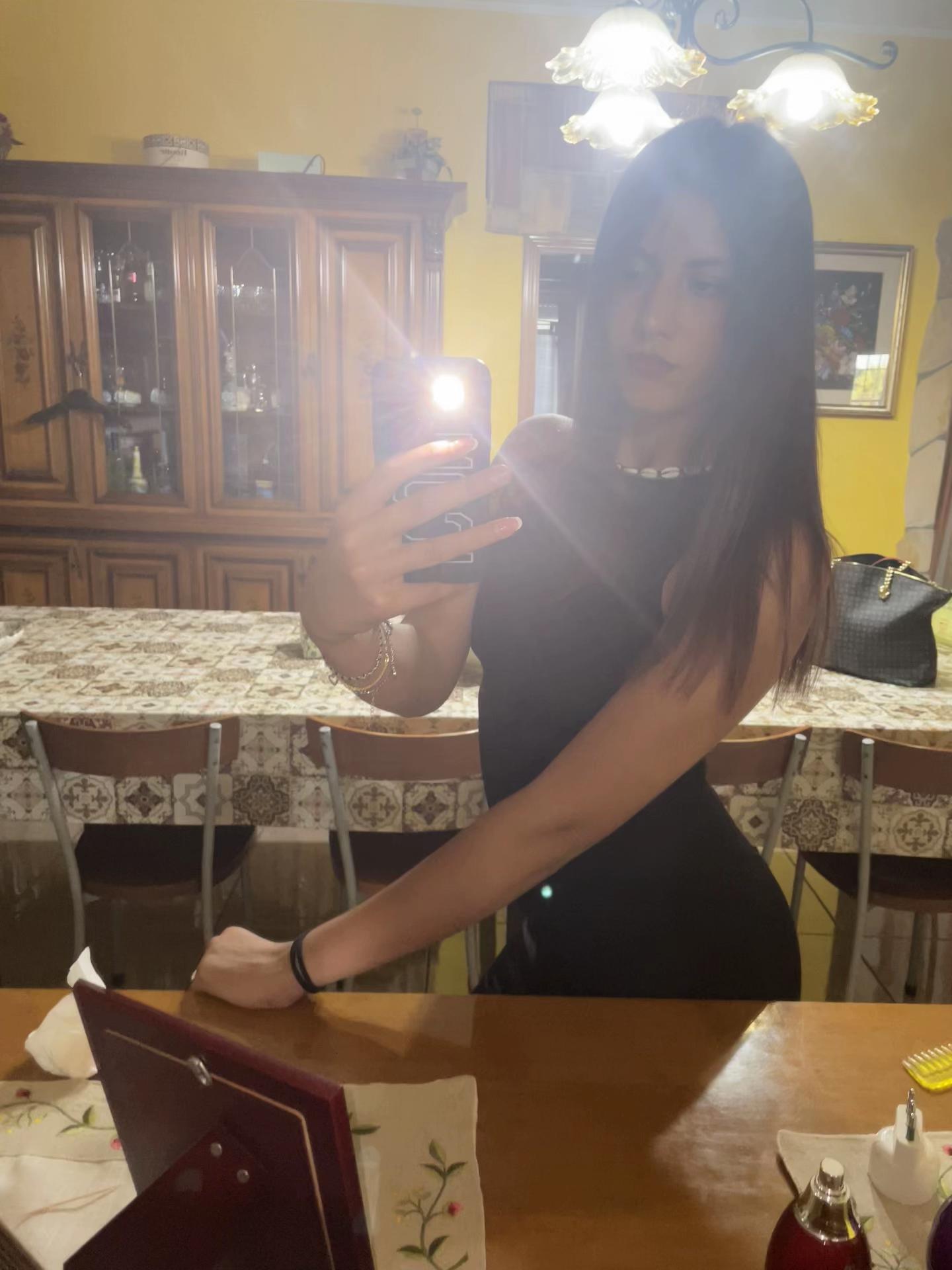 @👸🏽