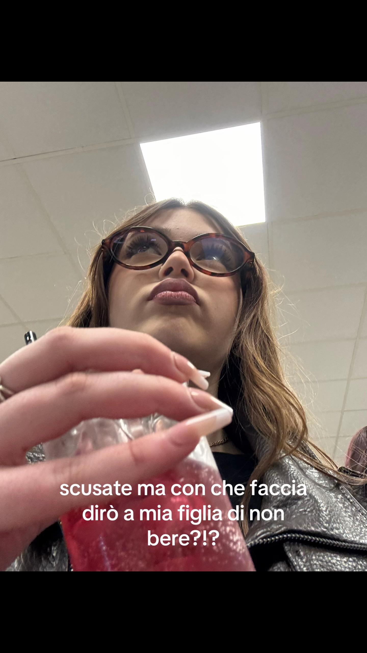 @🍸 ig:angelicaavicenzo