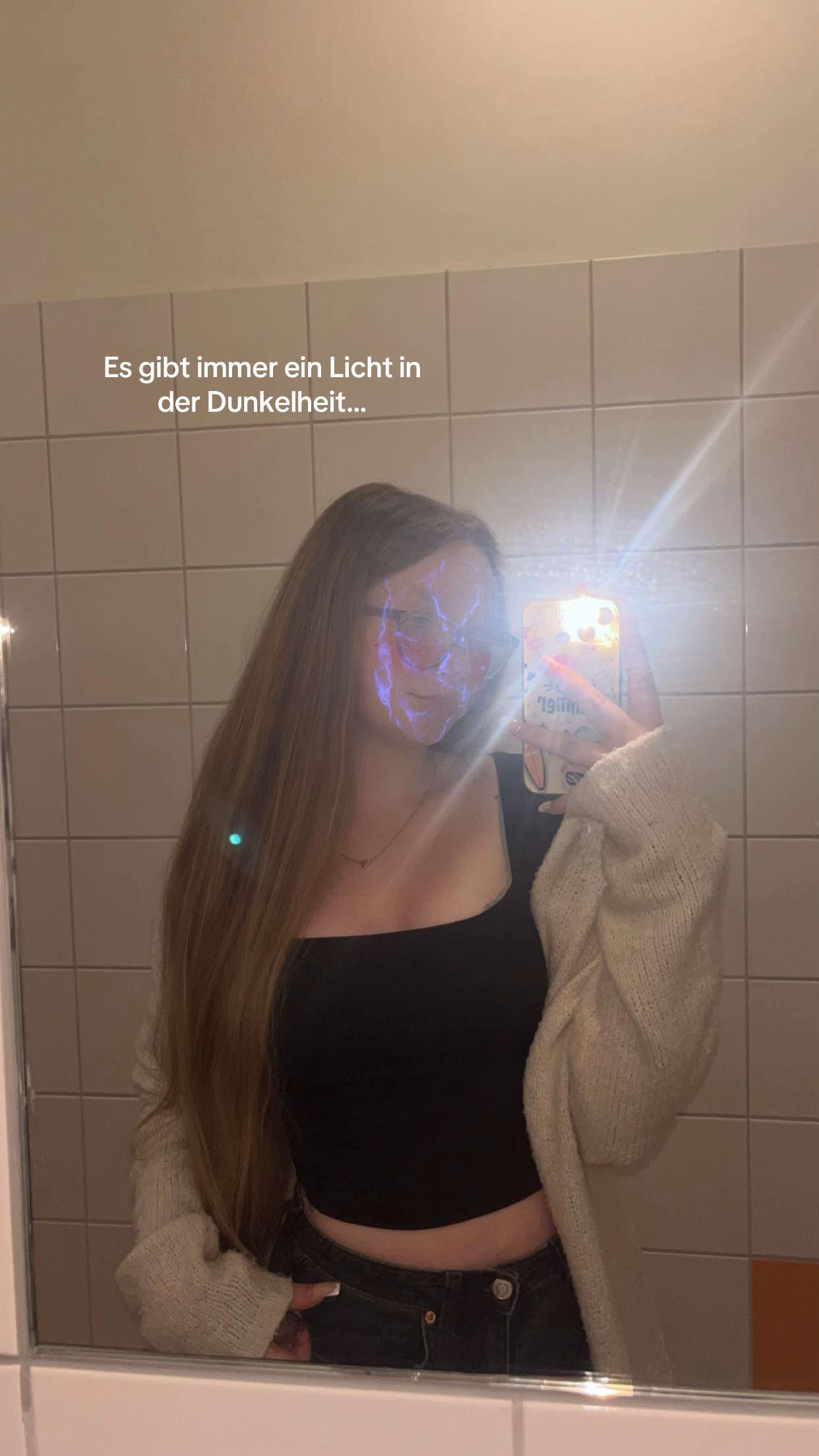 @Ac.Nayla