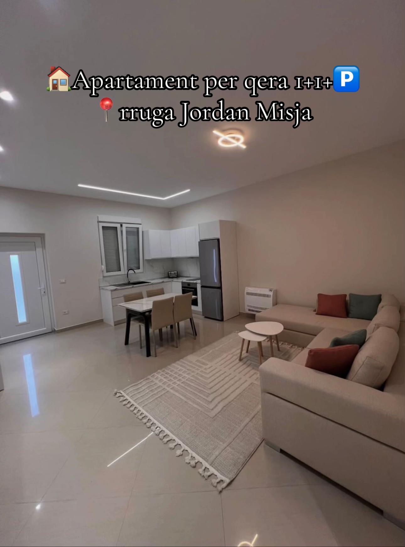 @Real estate agent Gerti