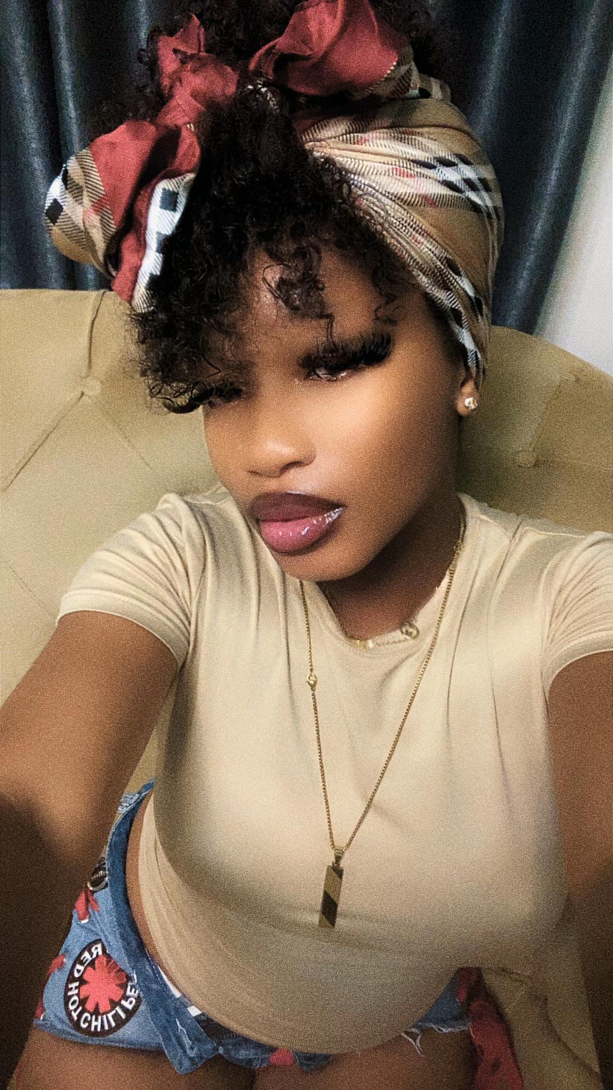 @Sexy cherry 🍒