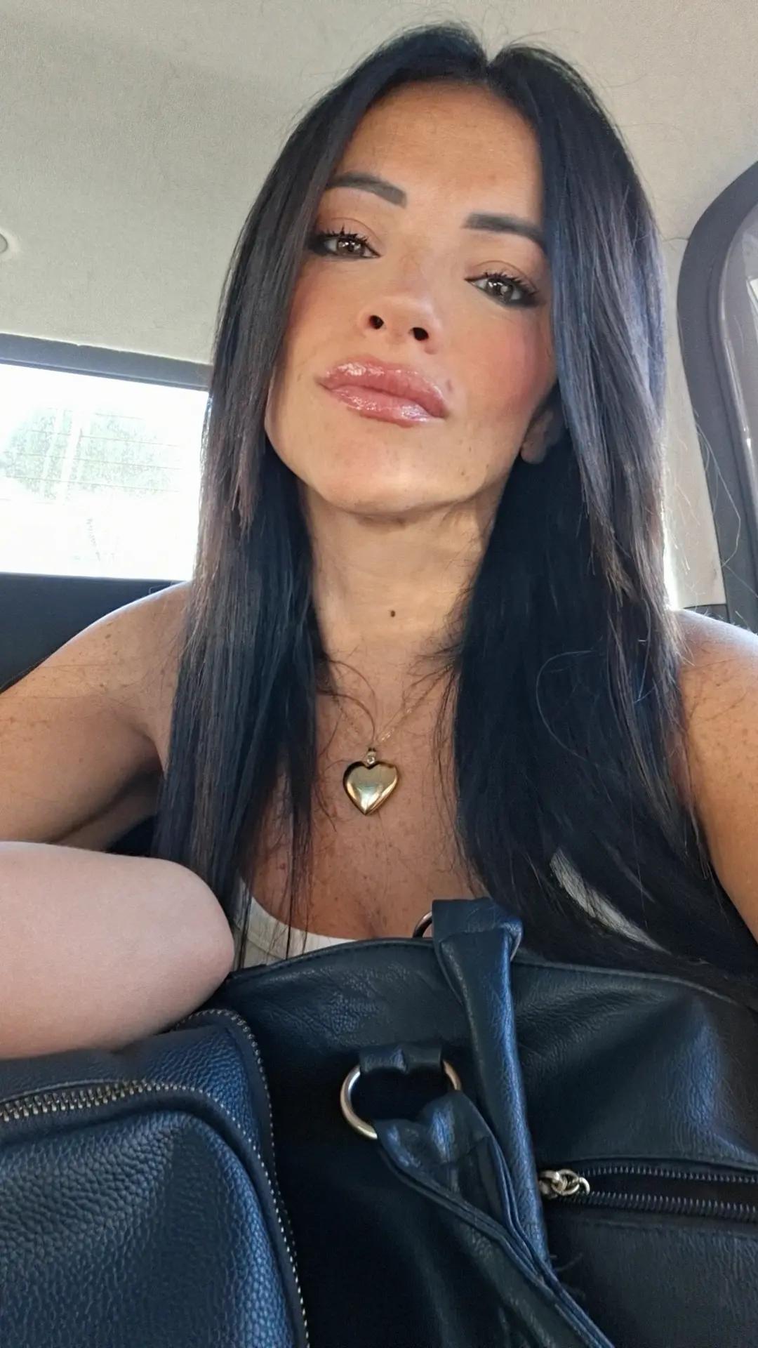 @Angela ❤️🌻