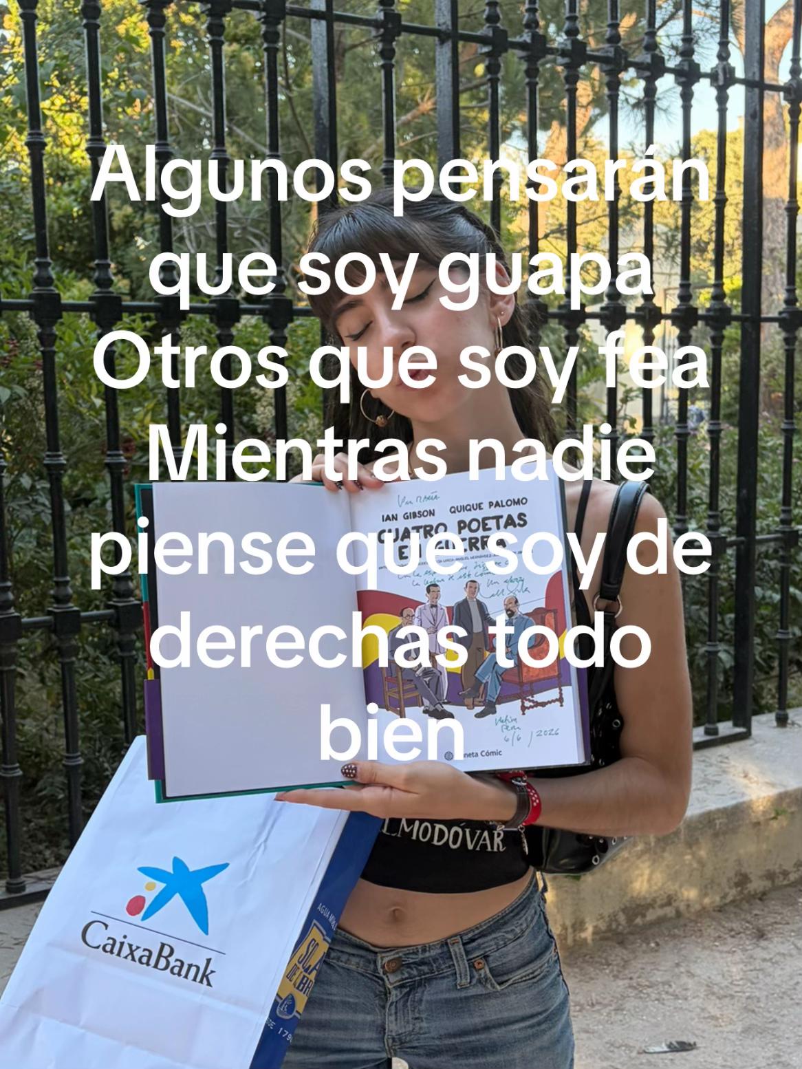 @María