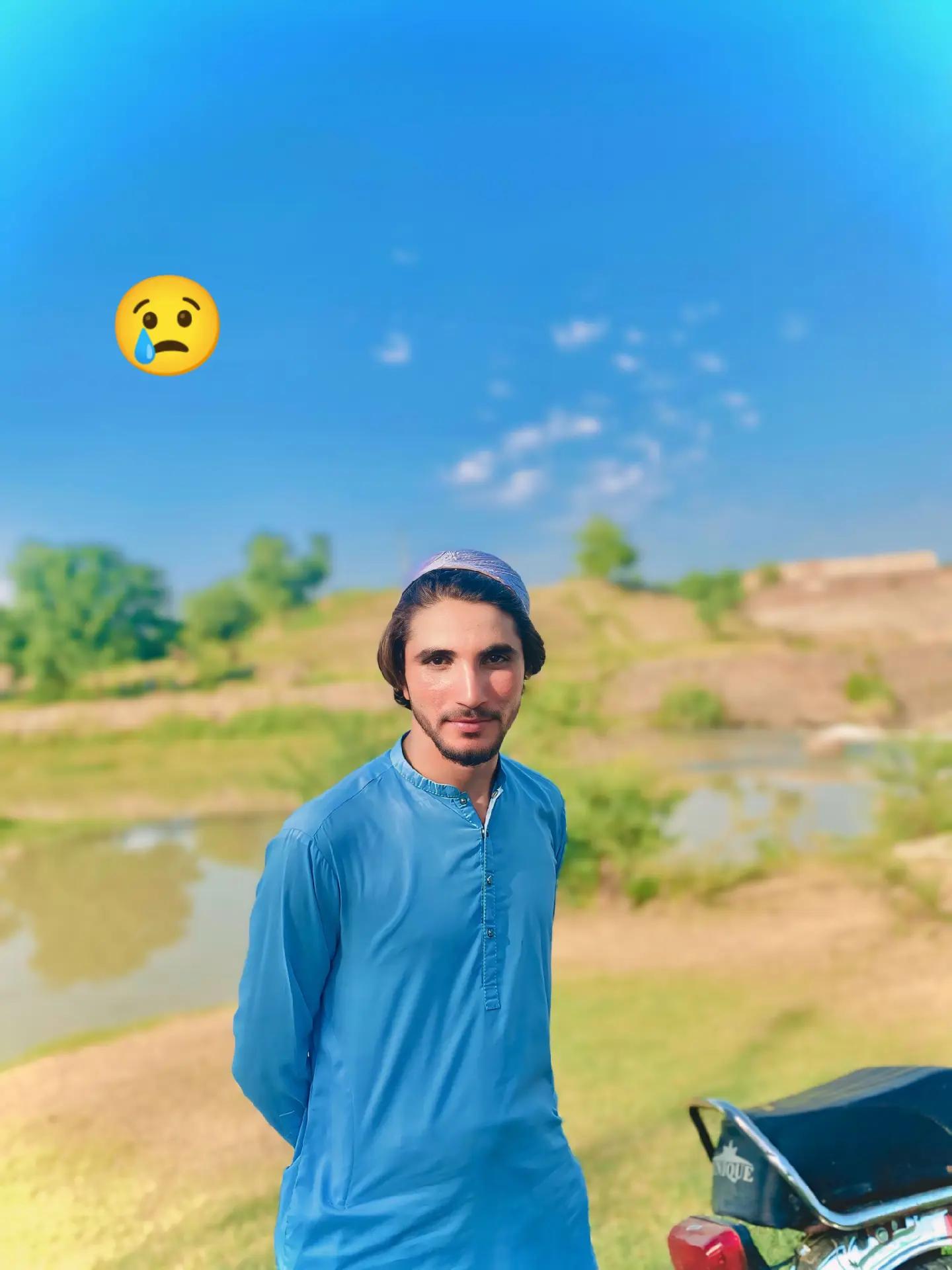 @HUSSAIN 102