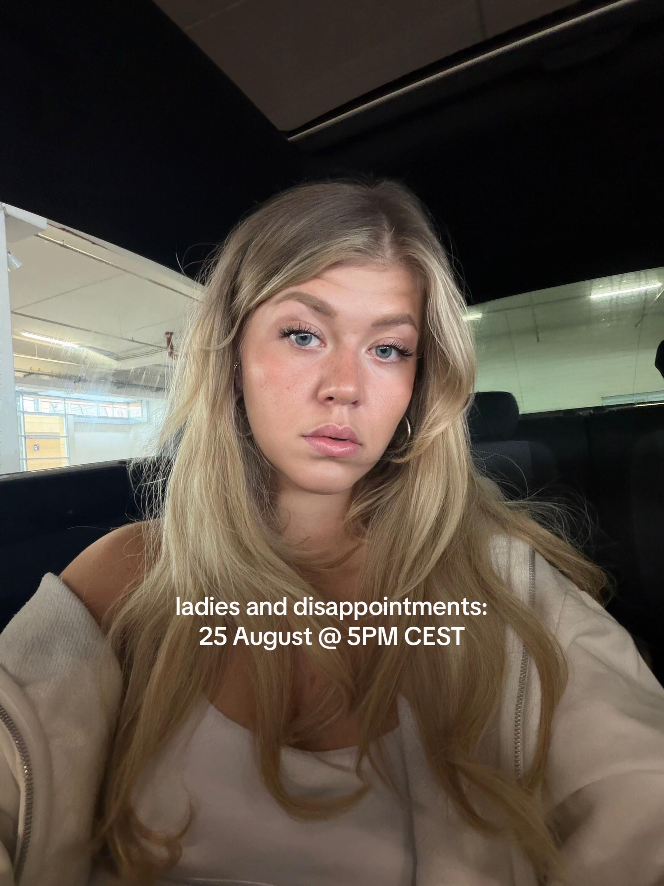 @Mona