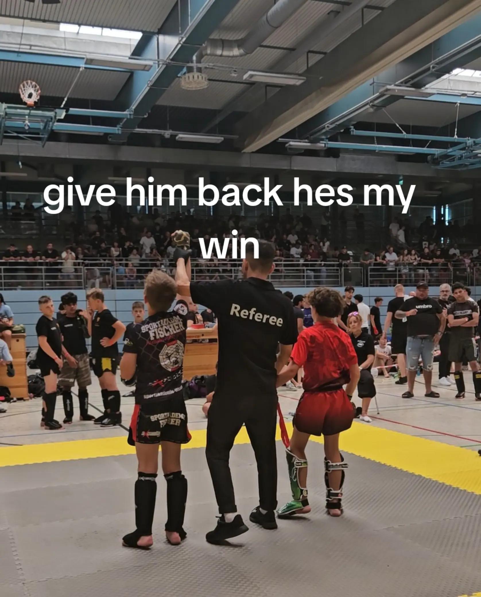 @Dean_229🥊🥊